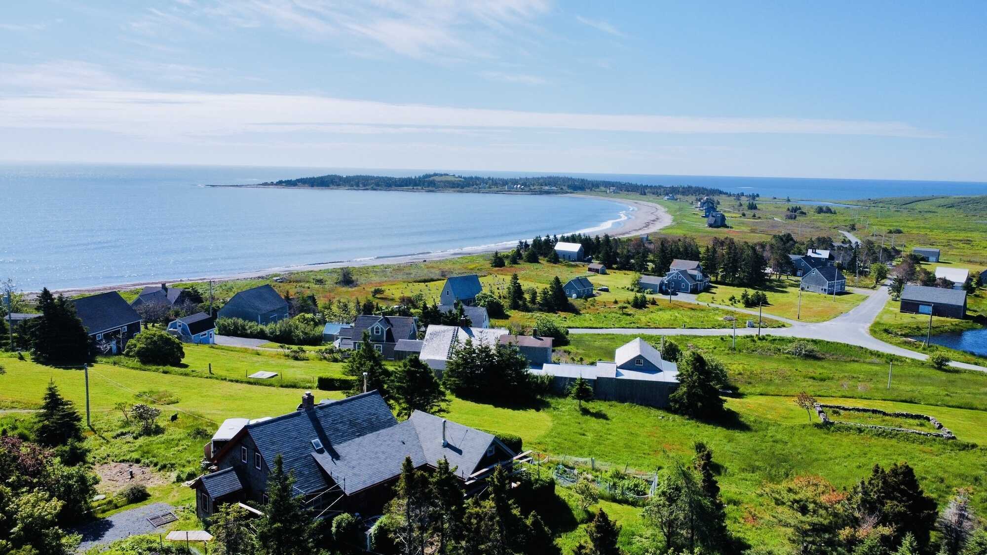 Vacant Lot on Mosher Road with magnificent views of the Kingsburg Beach 5