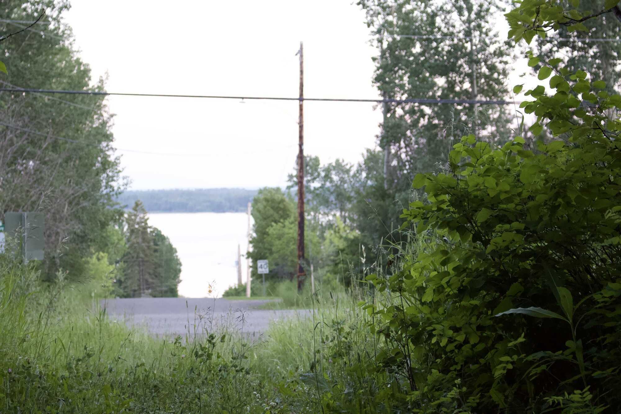 Development opportunity in Fort Saint James with lake & mountain views! 4