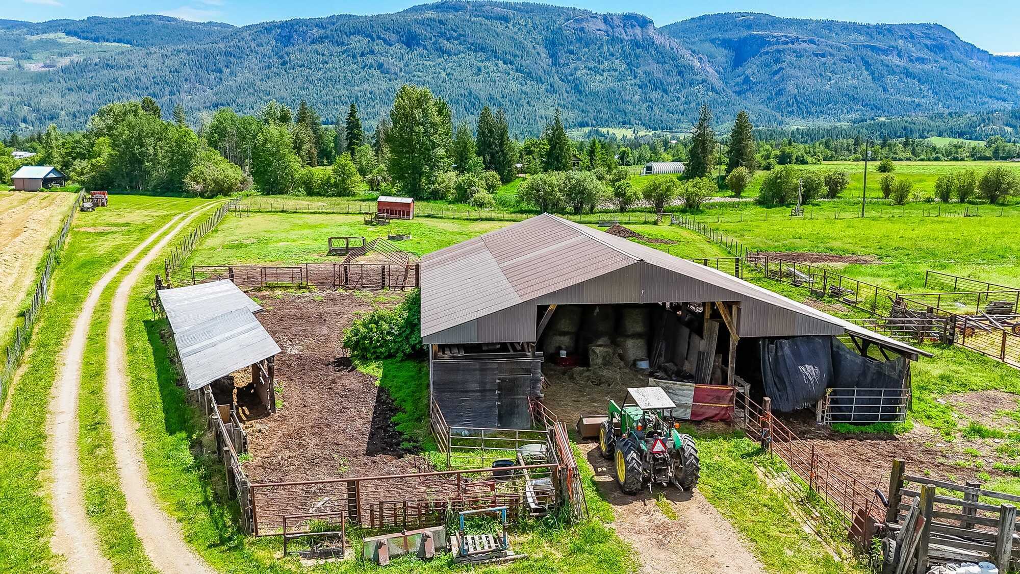 Your Dream Country Escape Awaits – 93 Old Sicamous Road, Grindrod, BC 5