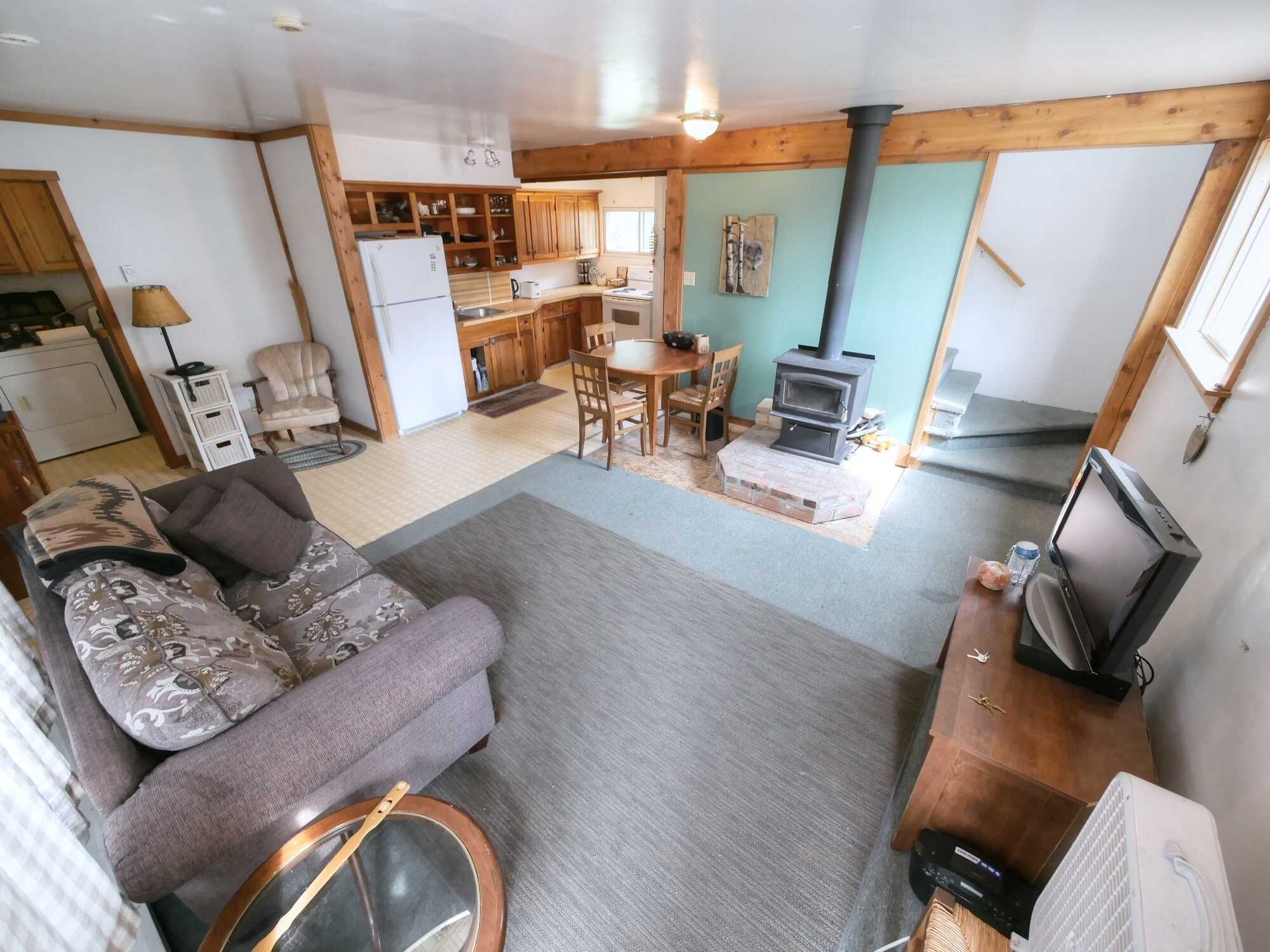 Incredible Opportunity in Silverton!  2Bed Home, HUGE 2 Bay Garage/Business Front & 6Bay Storage Unit!  Under renovations but a FANTASTIC chance to live and run a business! 4