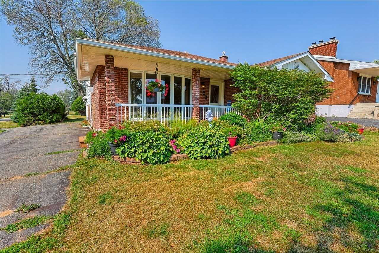 A Rare Opportunity in the Heart of Little Current!! 5