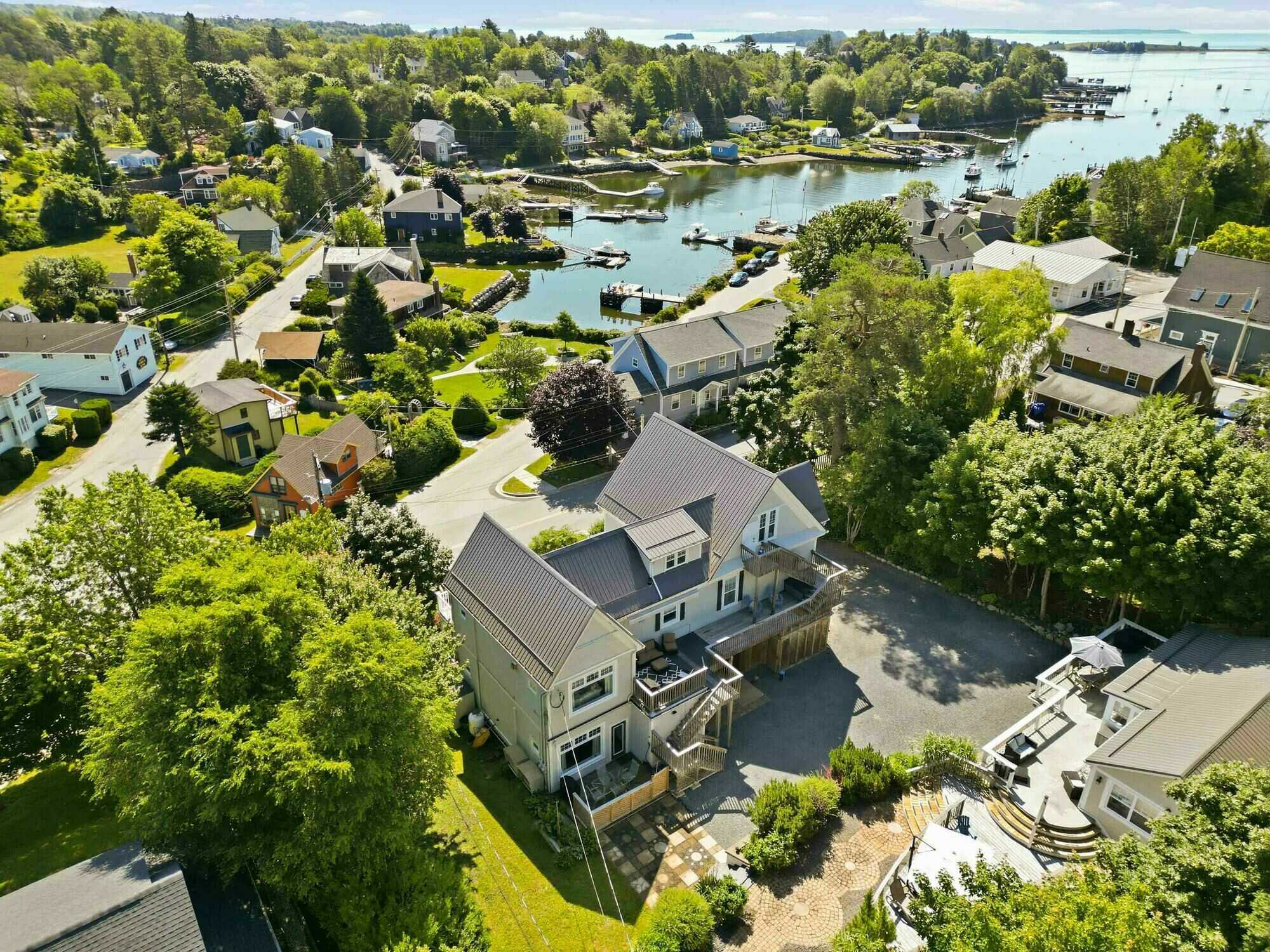121 & 123 Duke Street, Chester, Nova Scotia
$2.95M CAD | Approximately $2.M USD | Approximately €1.8M EUR
7 Bedrooms | 7 Bathrooms | Pool | Registered Mooring | Multi-Residence Flexibility 2