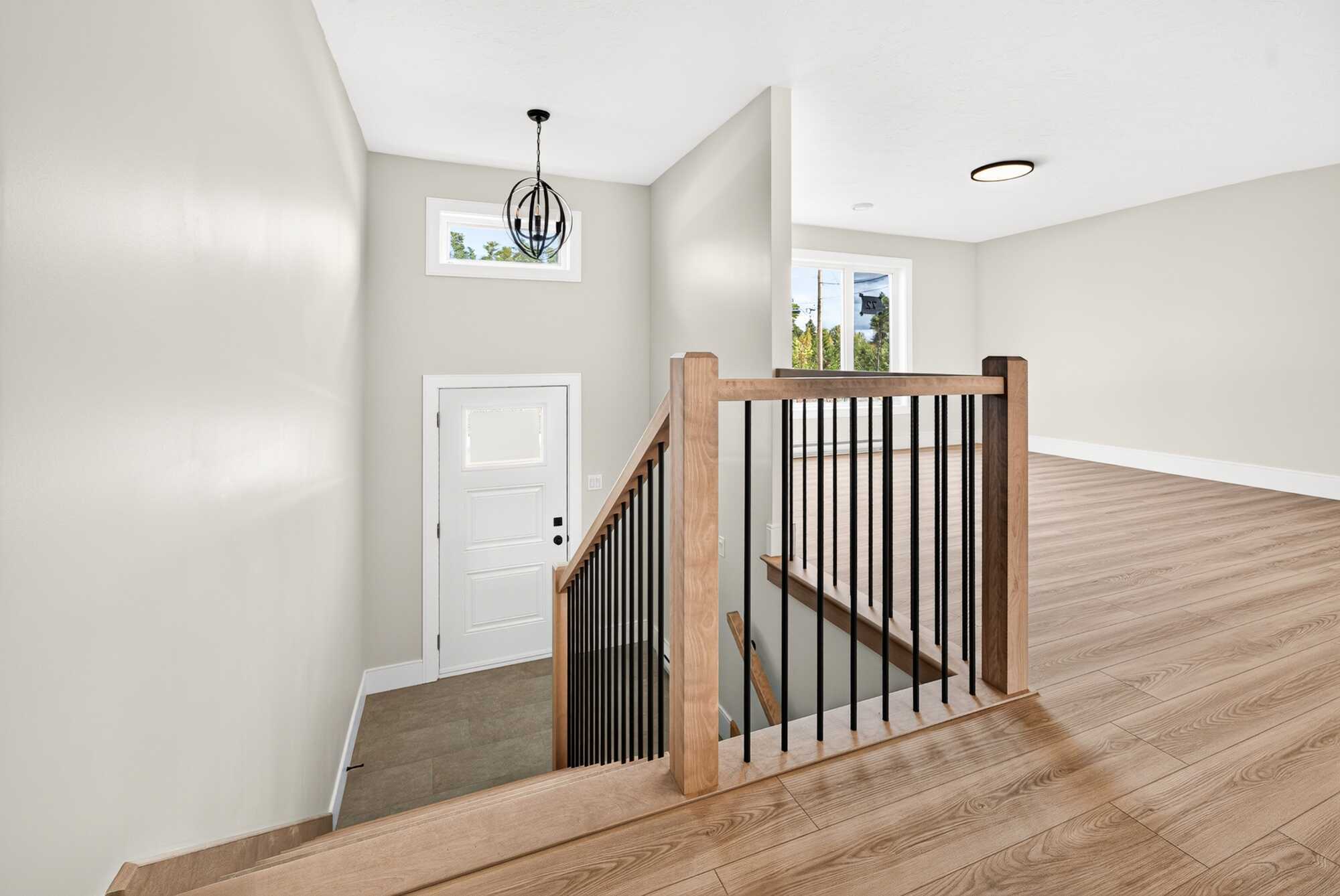 Affordable Modern Living – 3-Bedroom Townhouse with Private Deck 4