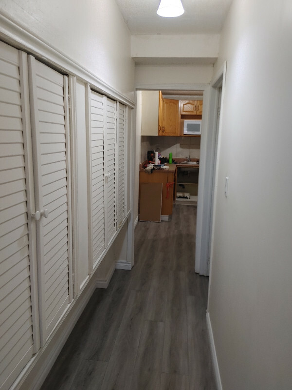 6 plex on Main st. E for sale 3
