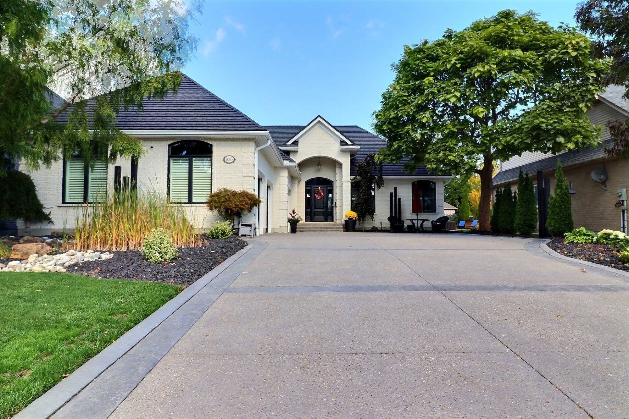 Executive Sunningdale Ranch with Backyard Oasis & Triple Heated Garage!
Loads of Updates — Nothing to do but Move In! 2