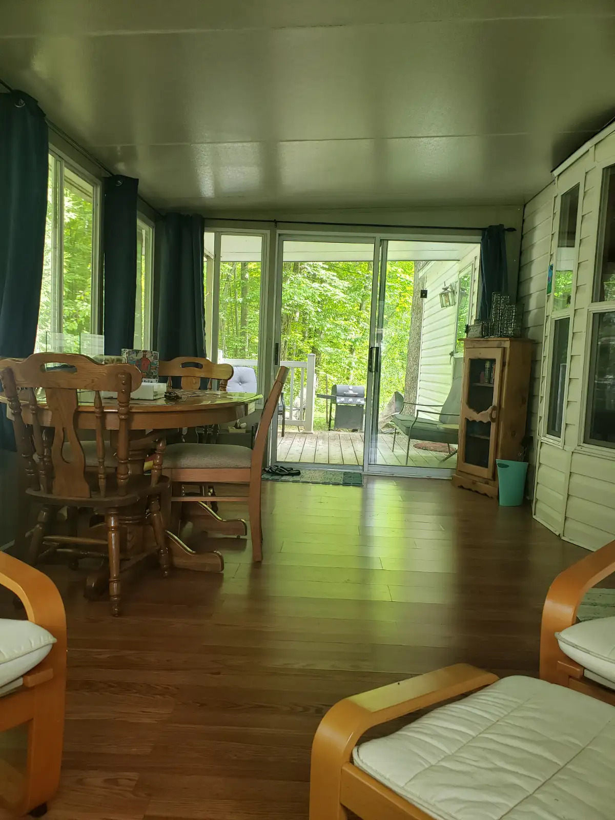 3 bedroom trailer for sale on Pigeon Lake 5