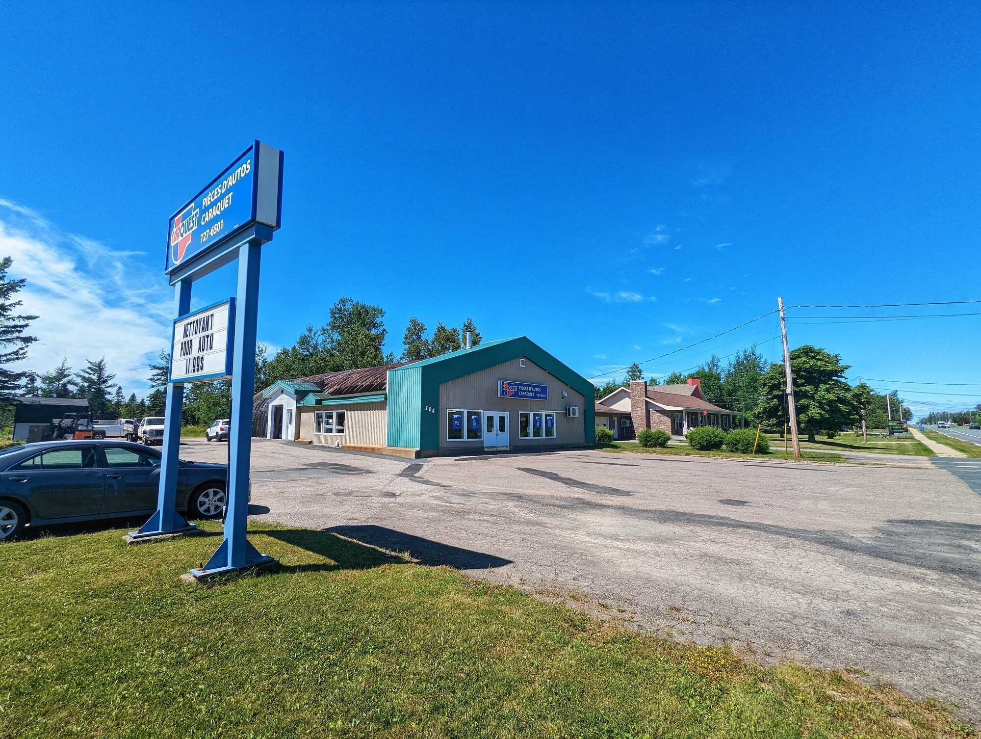 Bâtiment commercial à vendre / Commercial building for sale 3