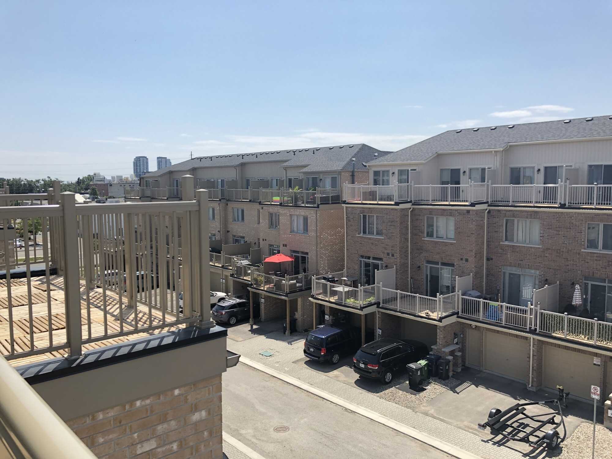 1032B Islington Ave, Etobicoke 3