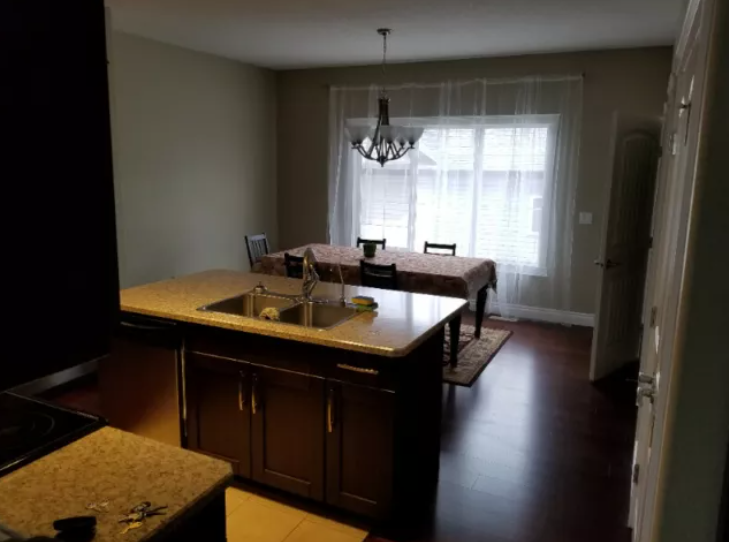 5 Bedroom 4.5 Bathroom Home in Timberlea! 4