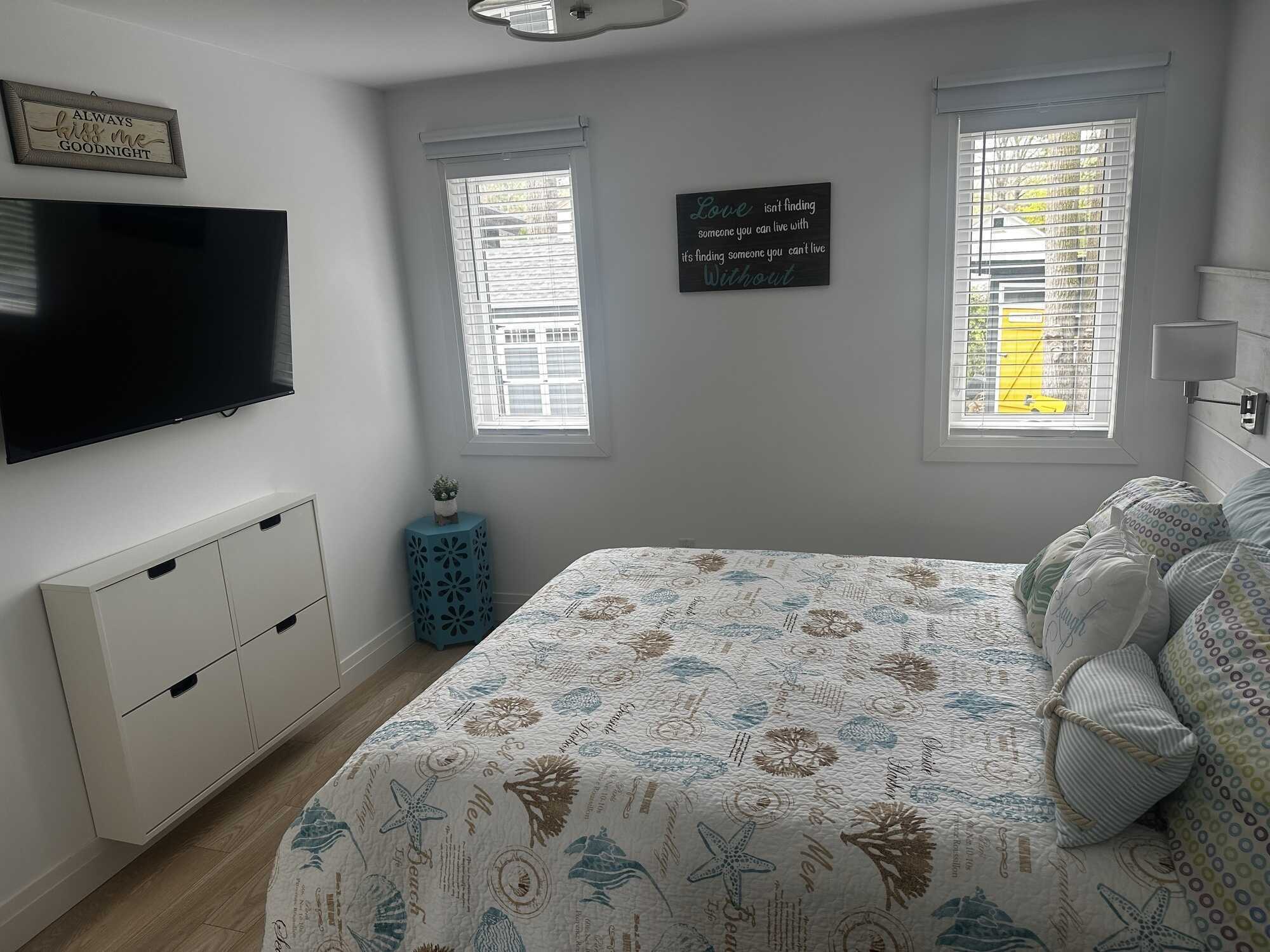 Stylish Tuxedo Home with Modern Design, Finished Basement 4