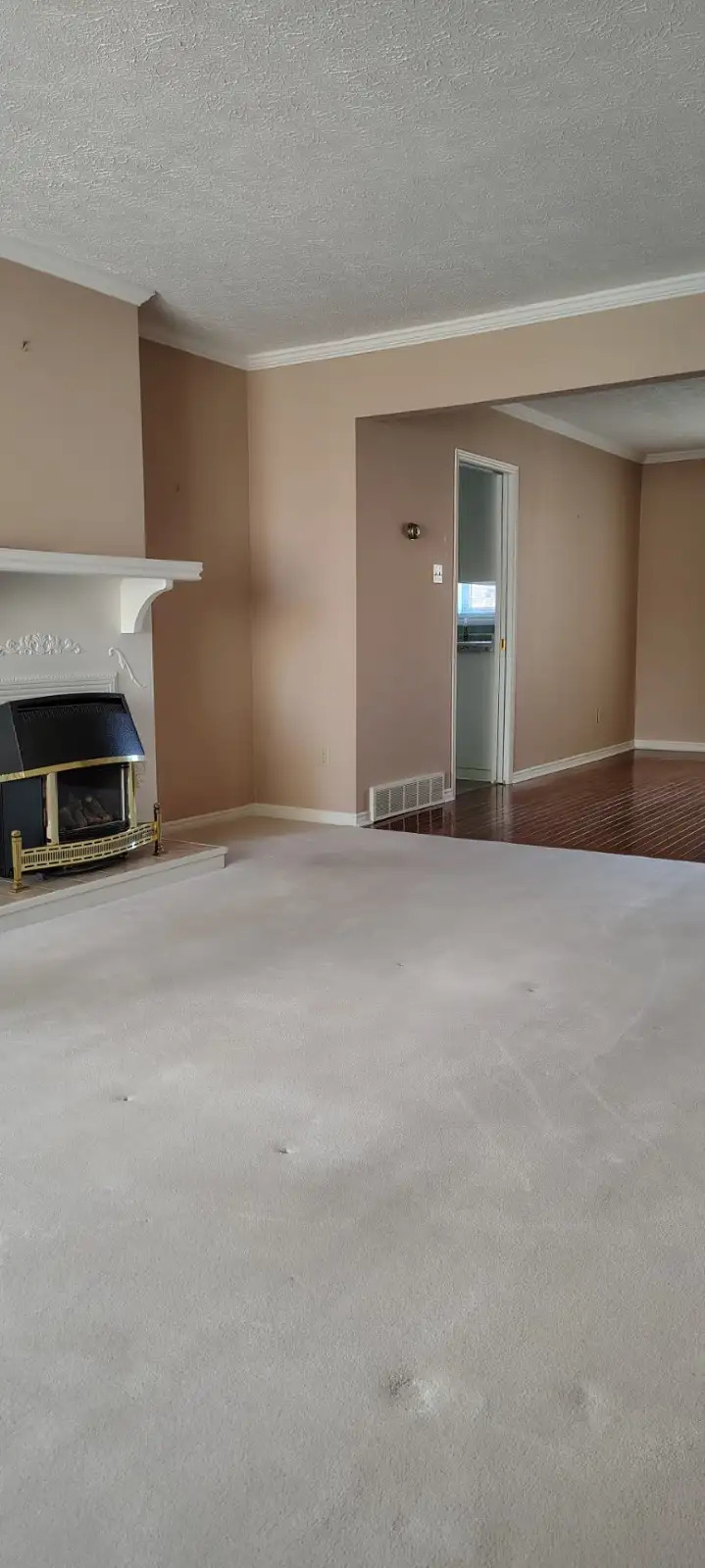 Quiet Condo, 21 Earl Drive #11 in Chatham, For Sale 5