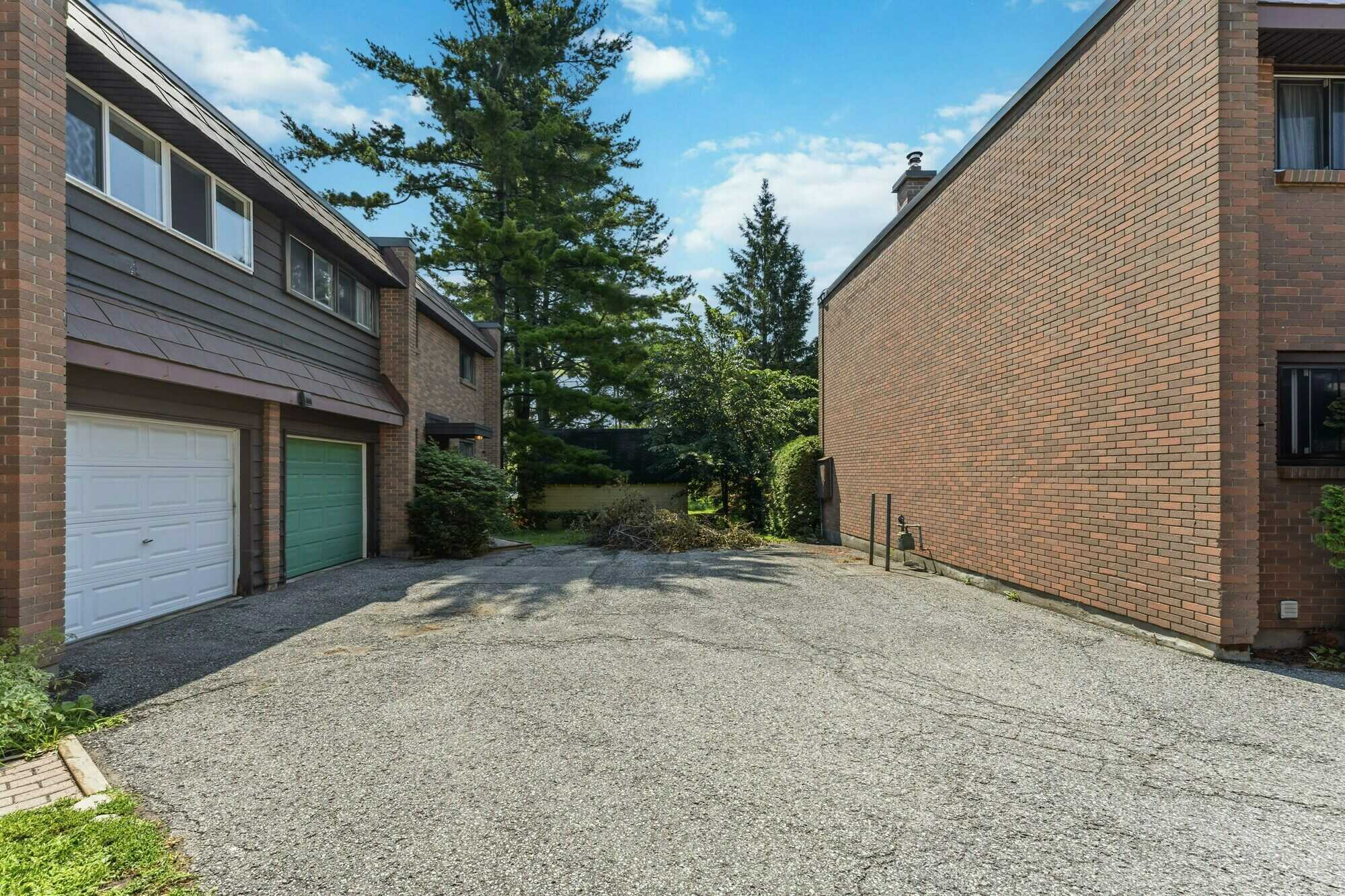 Spacious 4-Bedroom Condo with Private Treed Backyard and Unbeatable Location 2