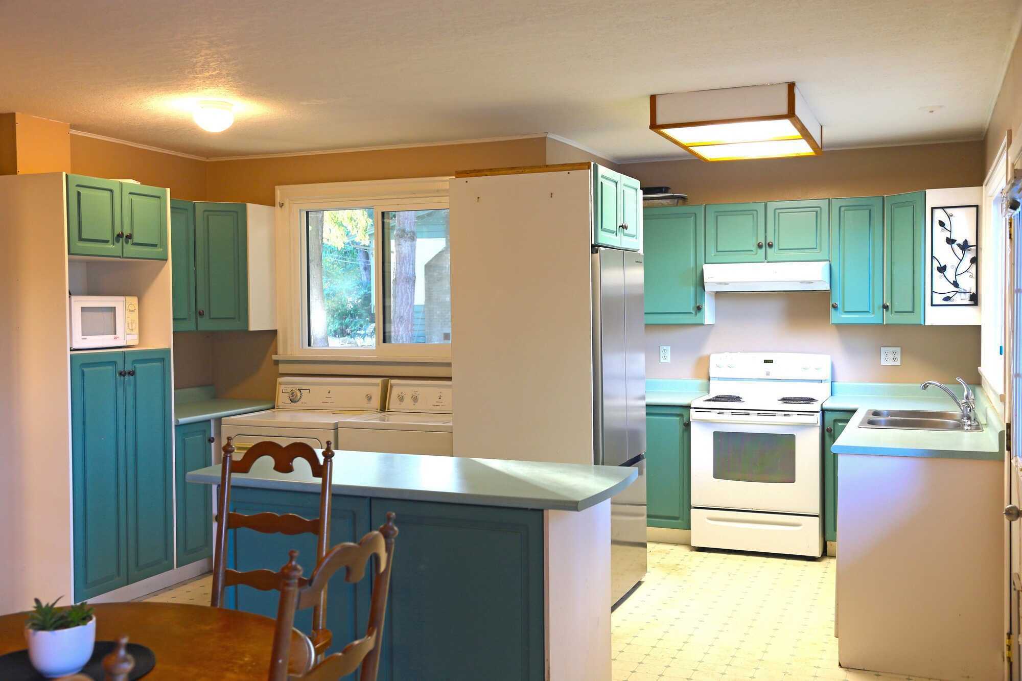 Just Listed !NEW PRICE !!  West coast living at its finest ! A wonderful chance to own a unique & beautiful Character home in Central Nanaimo.Don't miss out ! 3