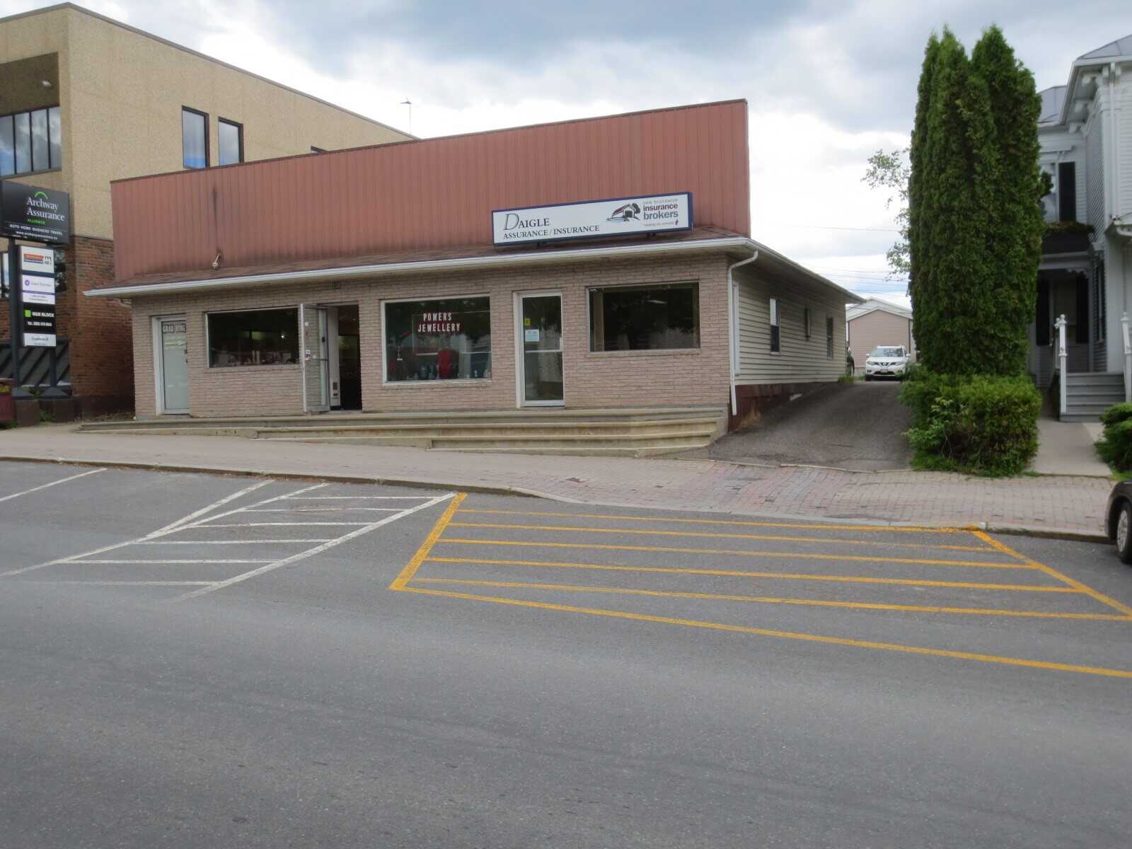 158 Broadway BLVD, Grand Falls 3
