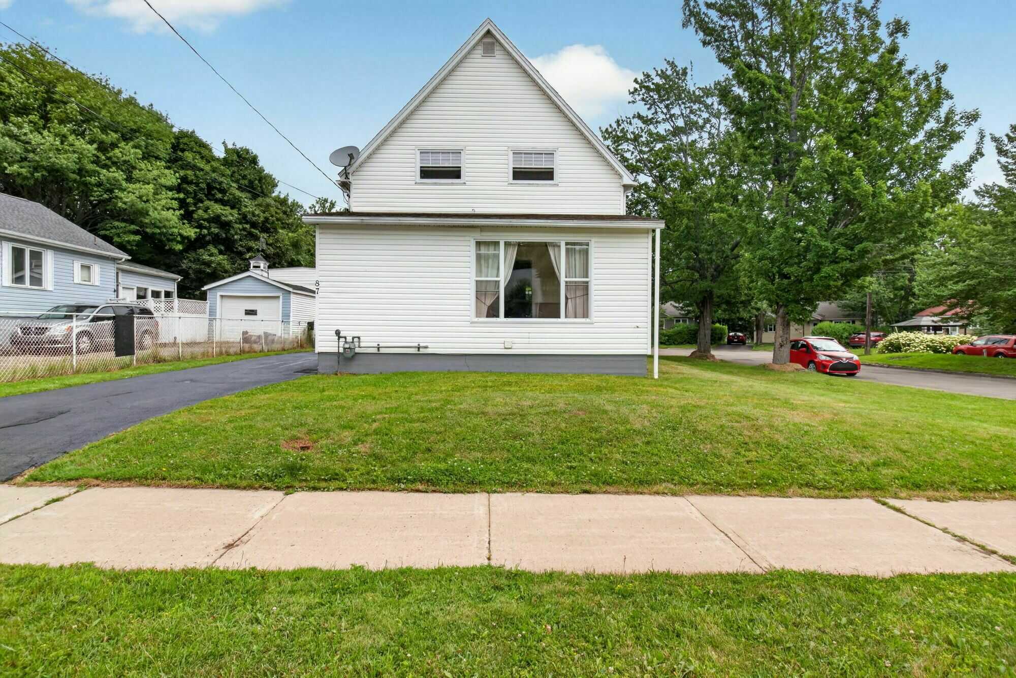 Spacious 3-Bedroom Family Home on a Corner Lot! 2