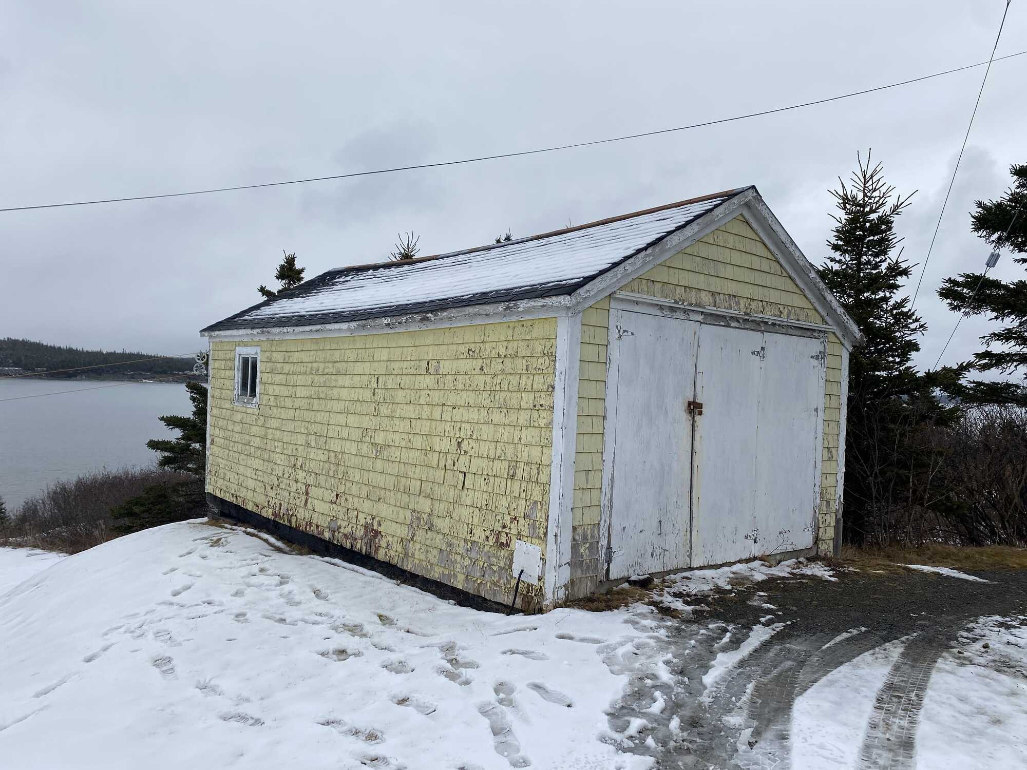 Oceanfront property on Eastern Shore! 4