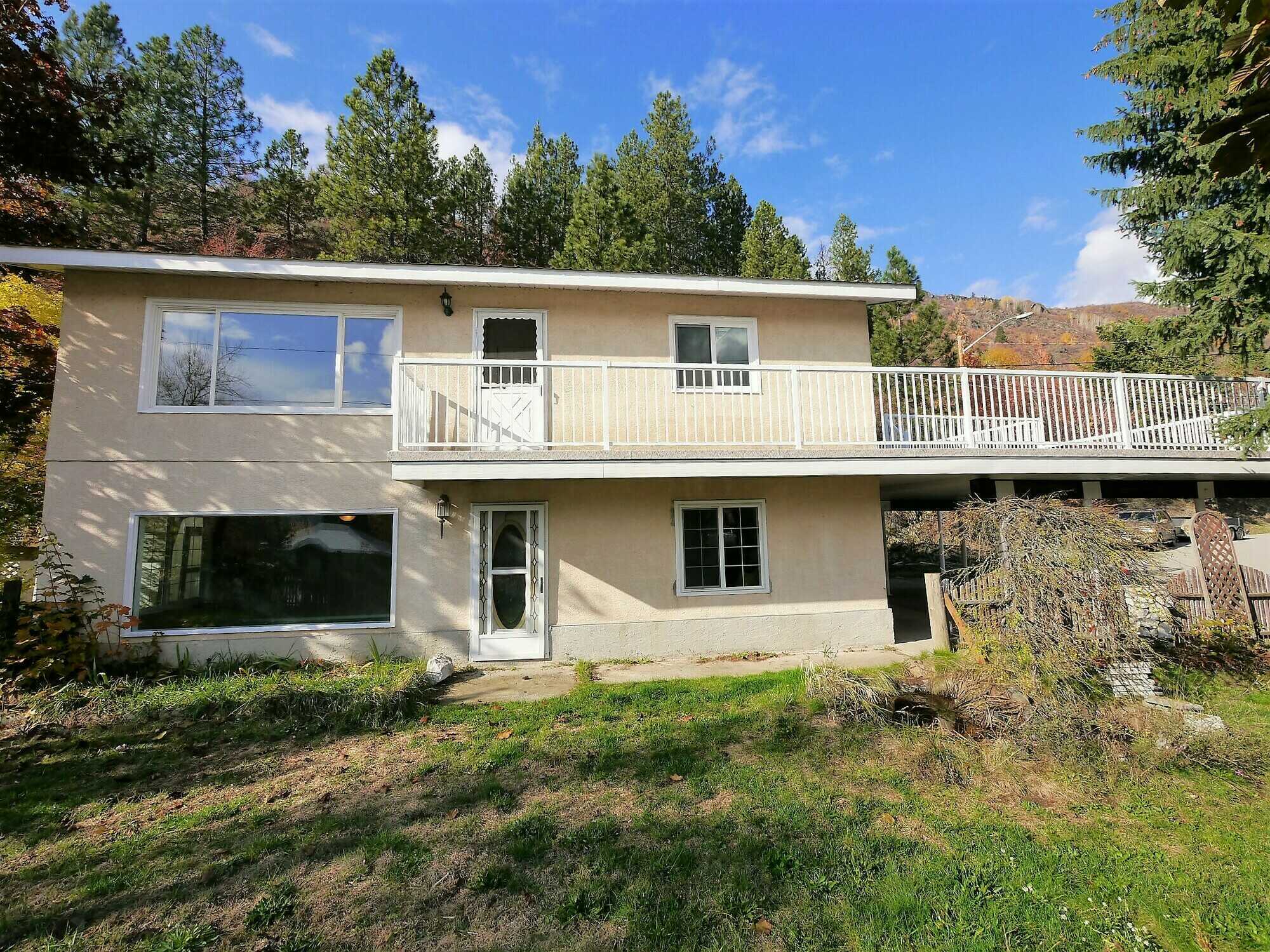 390 - 10 Avenue, Montrose 2