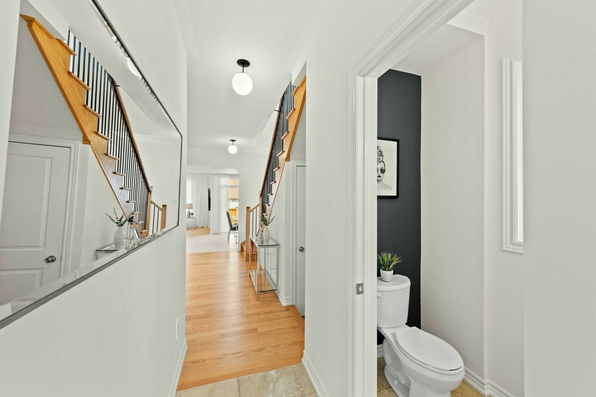 Luxurious Modern 4-Bedroom Detached Home with Attached Garage 5