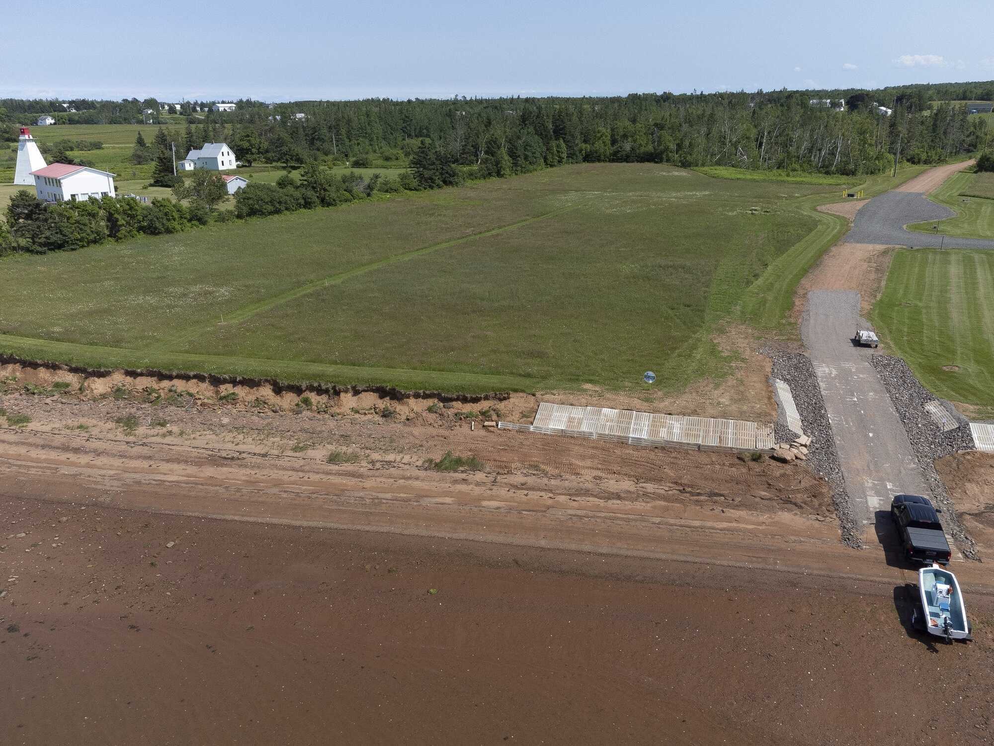 LOT 18-4 Unobstructed WATERFRONT ACREAGE (1.5 acre lot) IN LOVELY BEACH POINT, South Eastern PEI 4