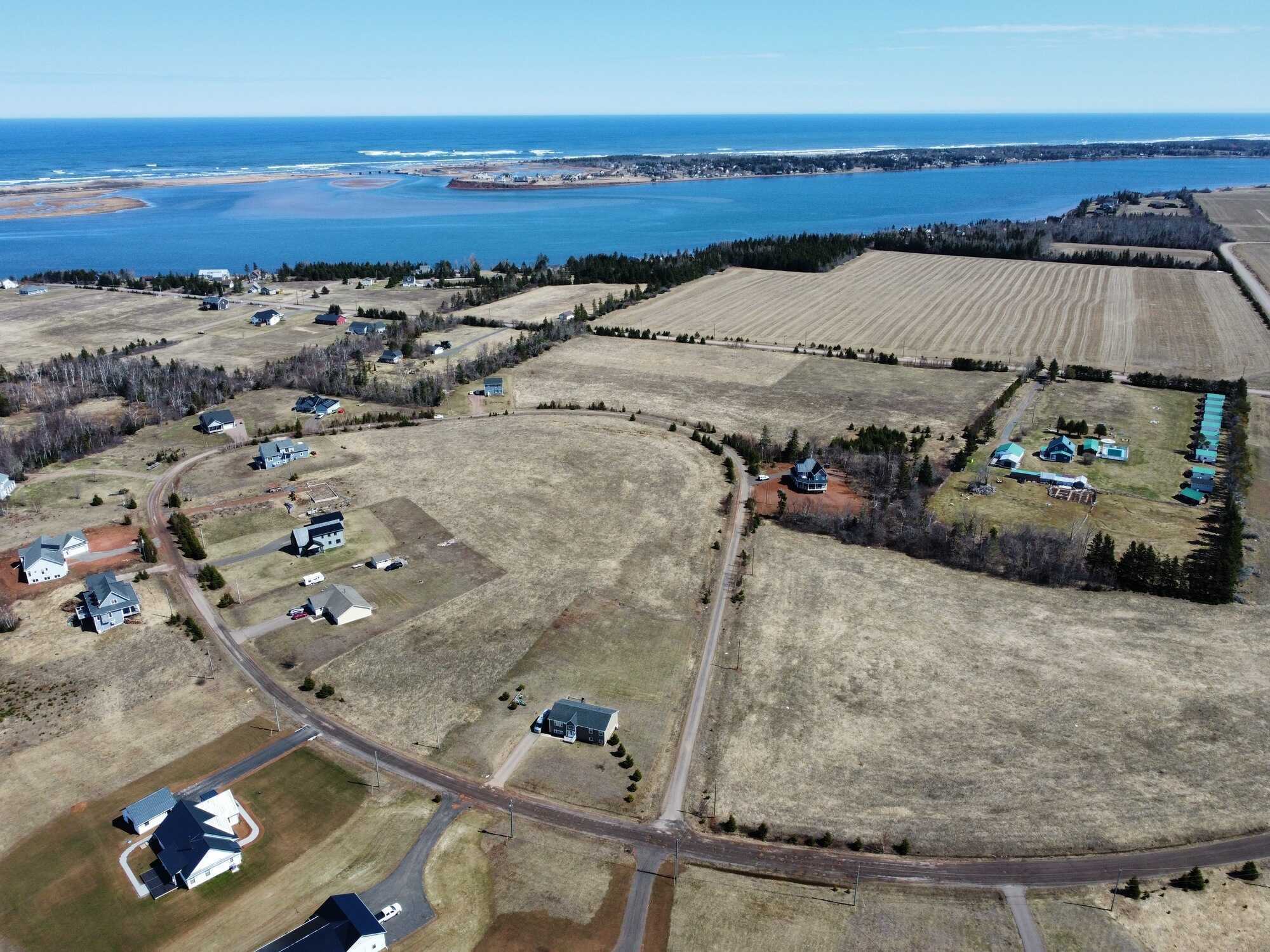 Want to live so close to the coast, you can taste it? 5