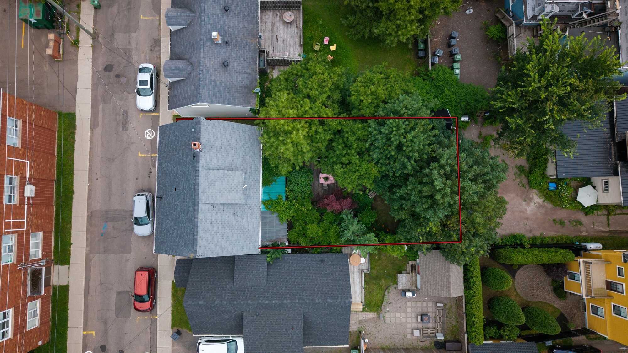 Elegant Century Home in the Heart of Downtown Charlottetown 4