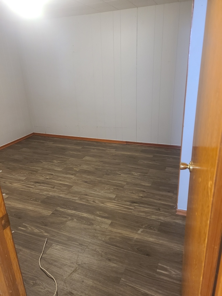 Affordable 4-Bedroom Bungalow in Canora – Move-In Ready 3