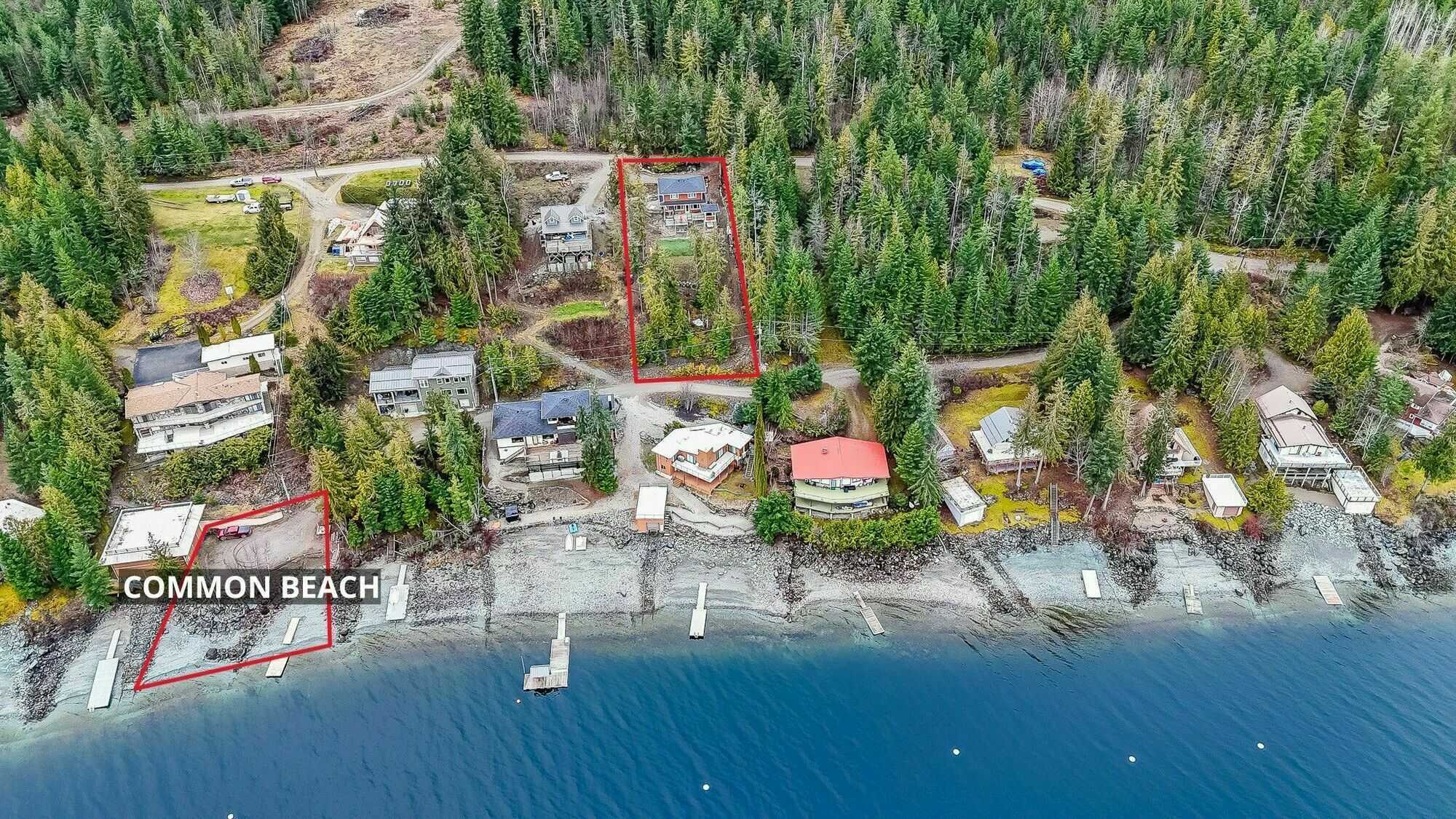 Built in 2022 and covered by a new home warranty, this custom 3 bedroom, 3 bathroom cottage blends modern comfort with relaxed lake living with potential for 4 season living! 5
