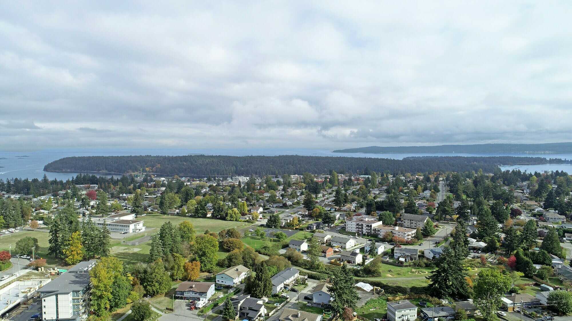 Just Listed !NEW PRICE !!  West coast living at its finest ! A wonderful chance to own a unique & beautiful Character home in Central Nanaimo.Don't miss out ! 4