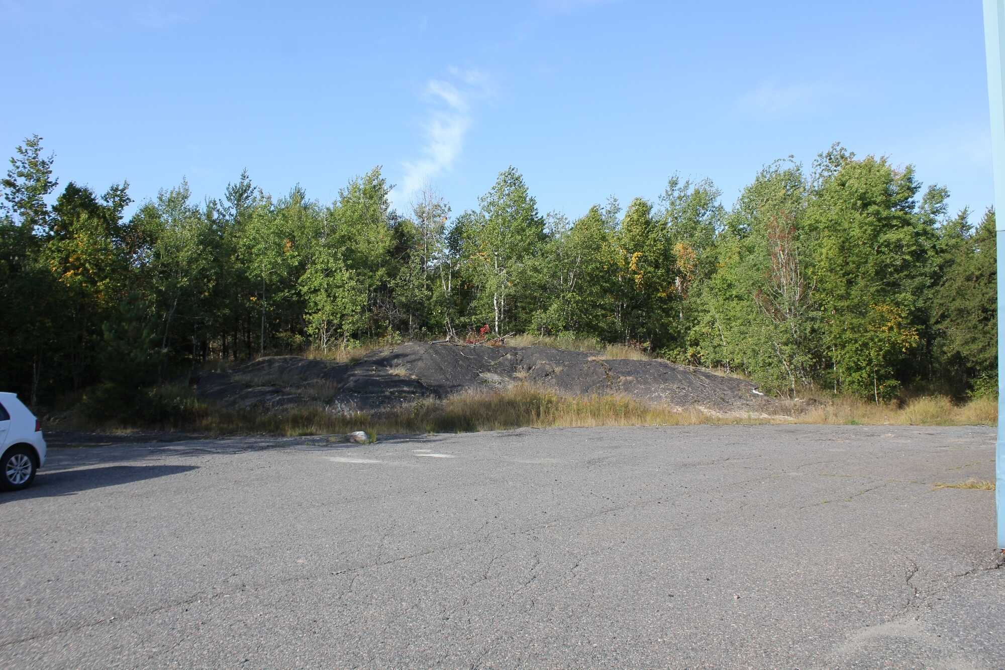 2858 Southview Drive, Sudbury 3