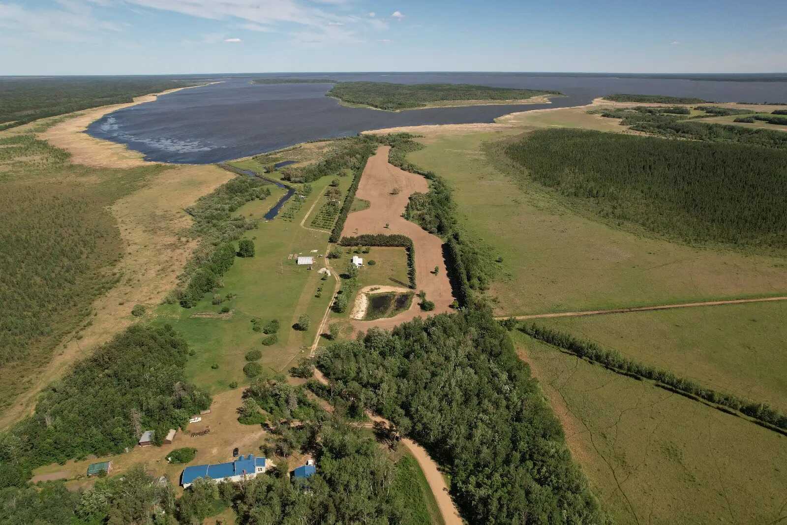 Very Private Beautiful Acreage On a Quiet Lane 4
