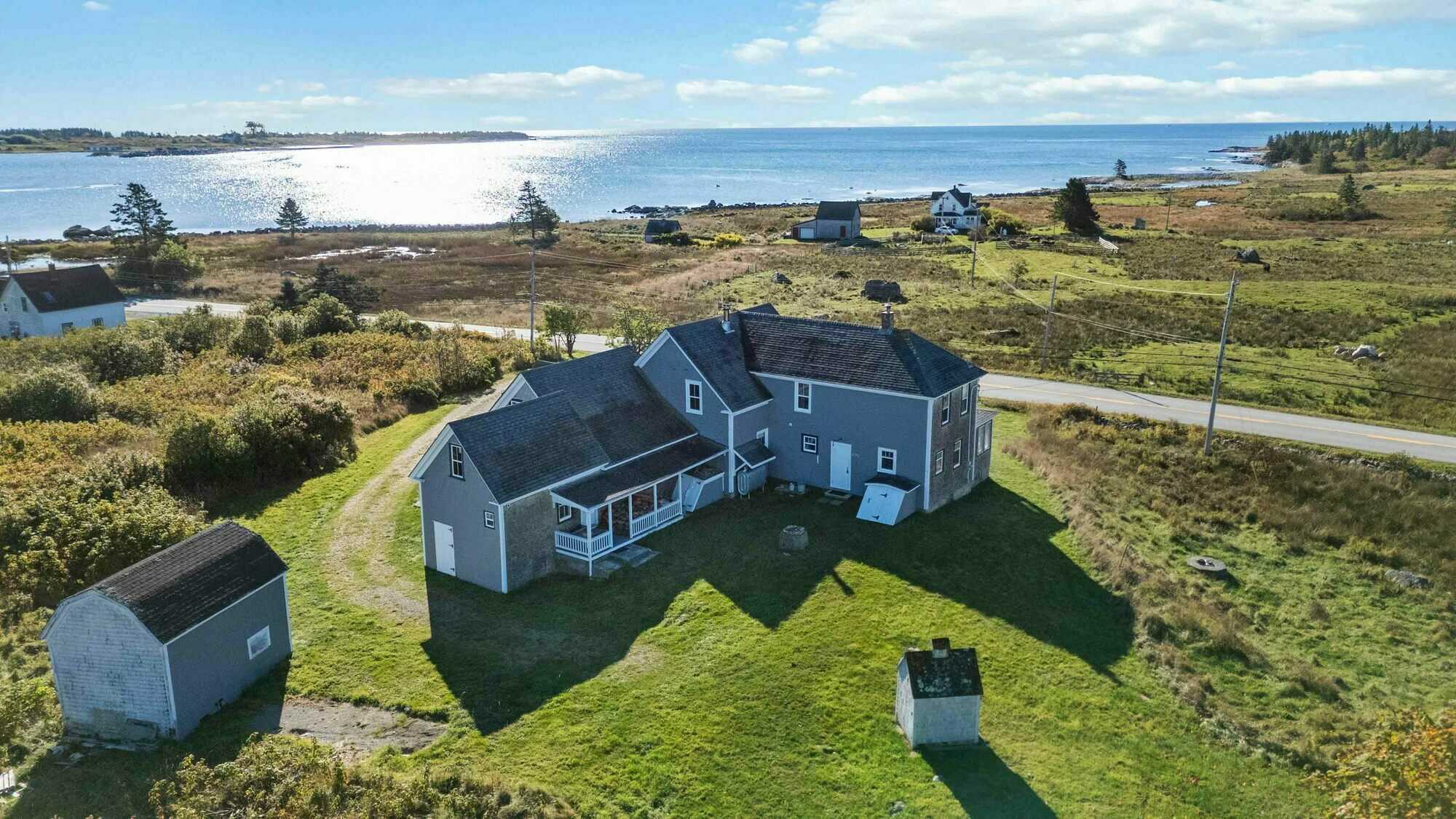 Historic Seaside Inn on 13.7 Acres — 1621 Eastern Shore Road, West Berlin, Nova Scotia 2