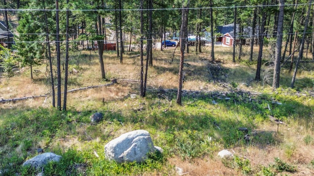 Unleash your inner designer and craft your dream home on this stunning piece of land. 4