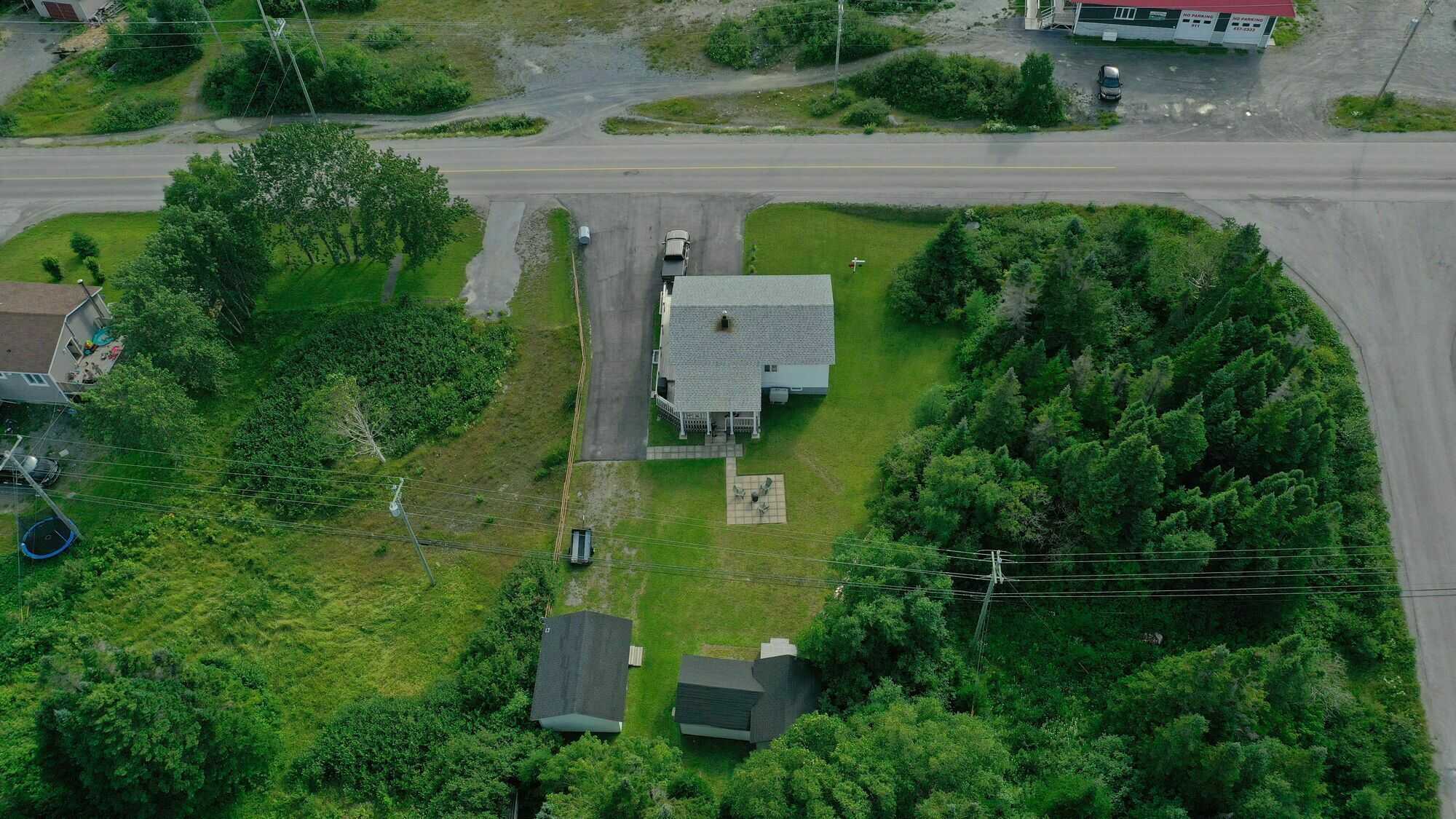 Welcome to 25 Cloud Drive, Roddickton! 3