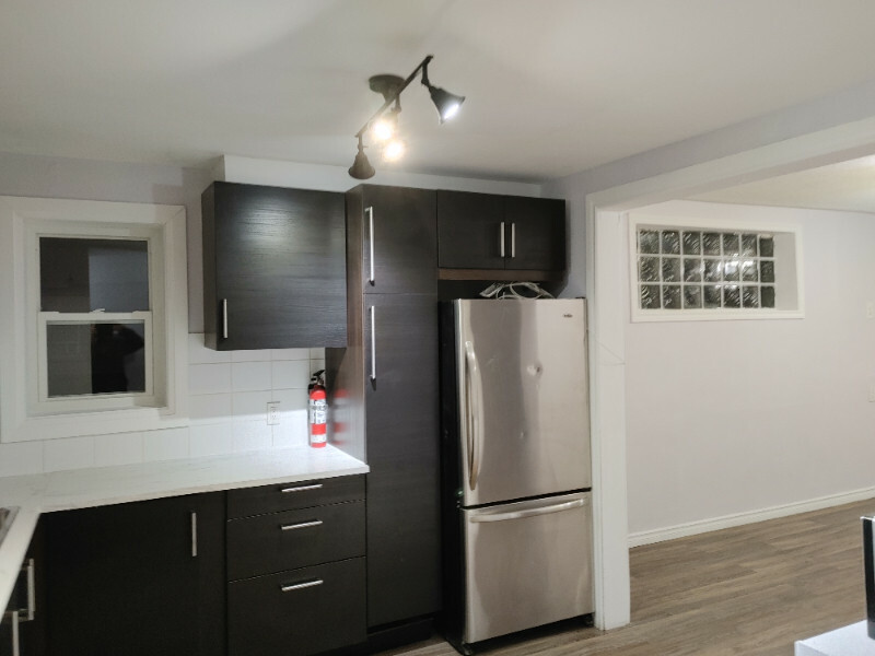 6 plex on Main st. E for sale 2