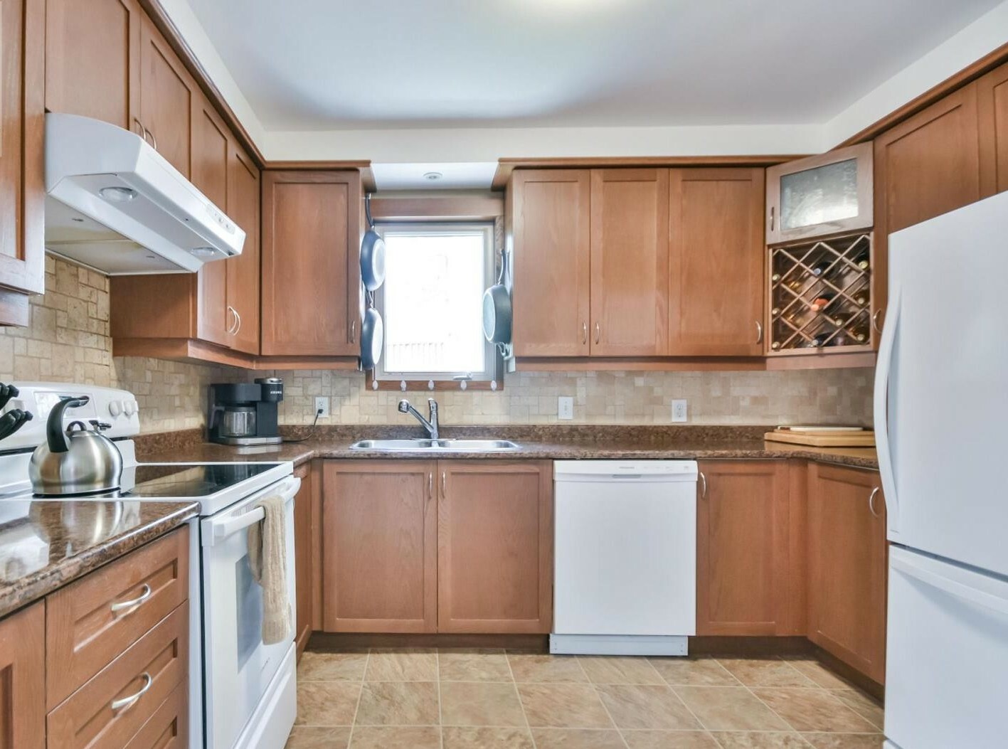 Move-In Ready Home in North Orillia 2