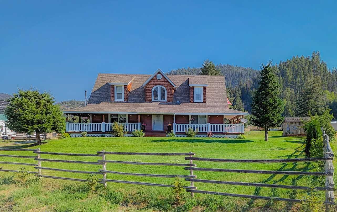 Your “ING” Lifestyle Starts Here—And It’s Priced $100K Below Assessed Value!  📍114 Skye Blue Loop in Princeton BC 2