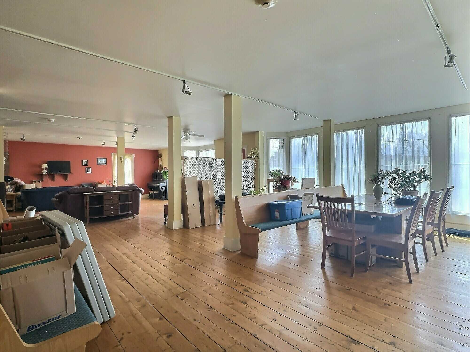Step into a property bursting with opportunity and character! 4