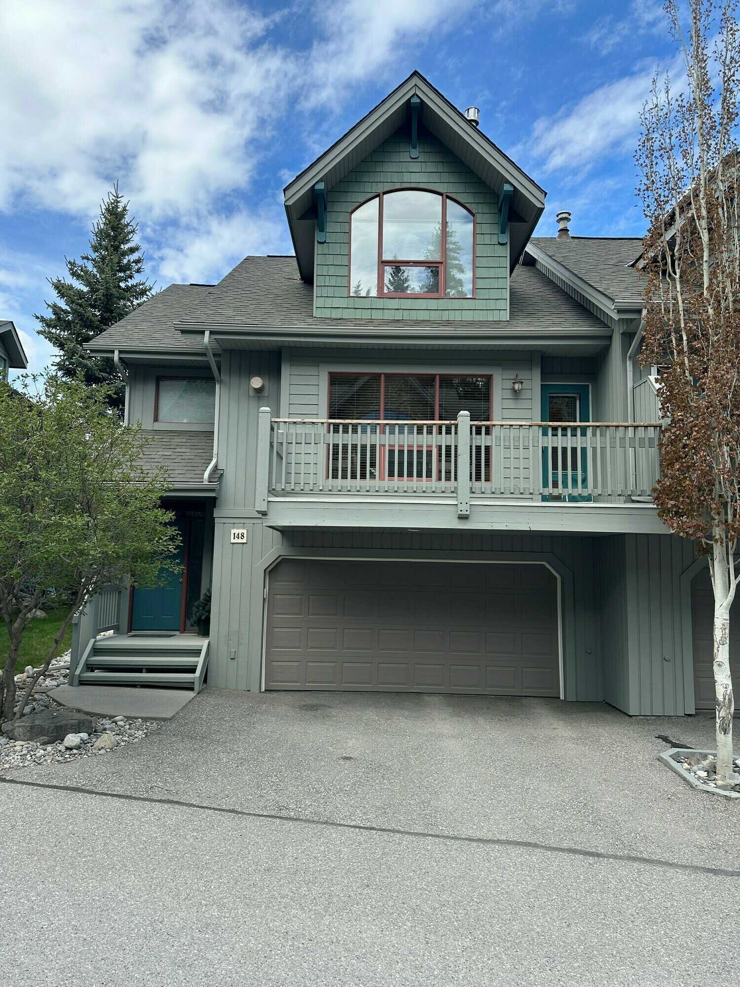 Premium two bedroom Executive Townhome – A Refined Canmore Retreat! 2