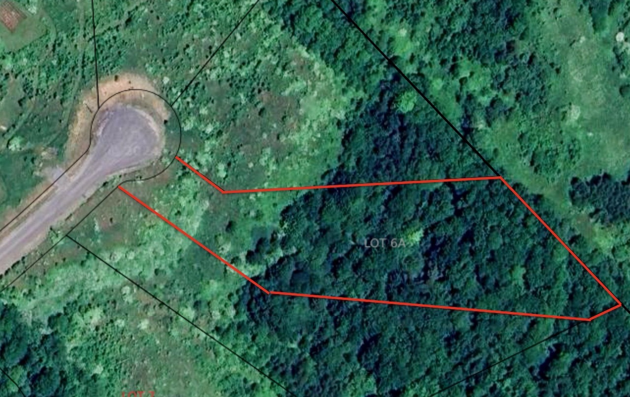 Premium 2.1 acre building lot, with a beautiful view, conveniently located between Hwy 101 and downtown Kentville 2