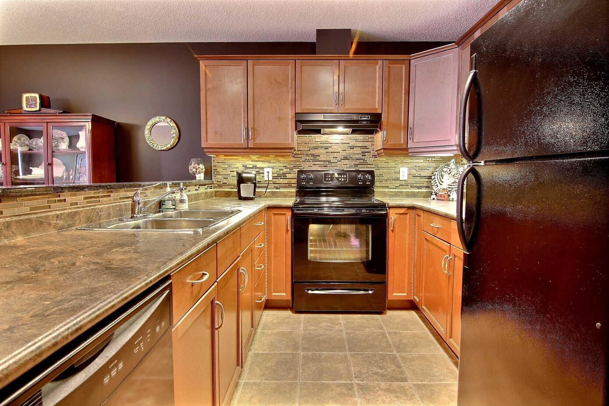 147-230 Fairhaven Road, Winnipeg 5