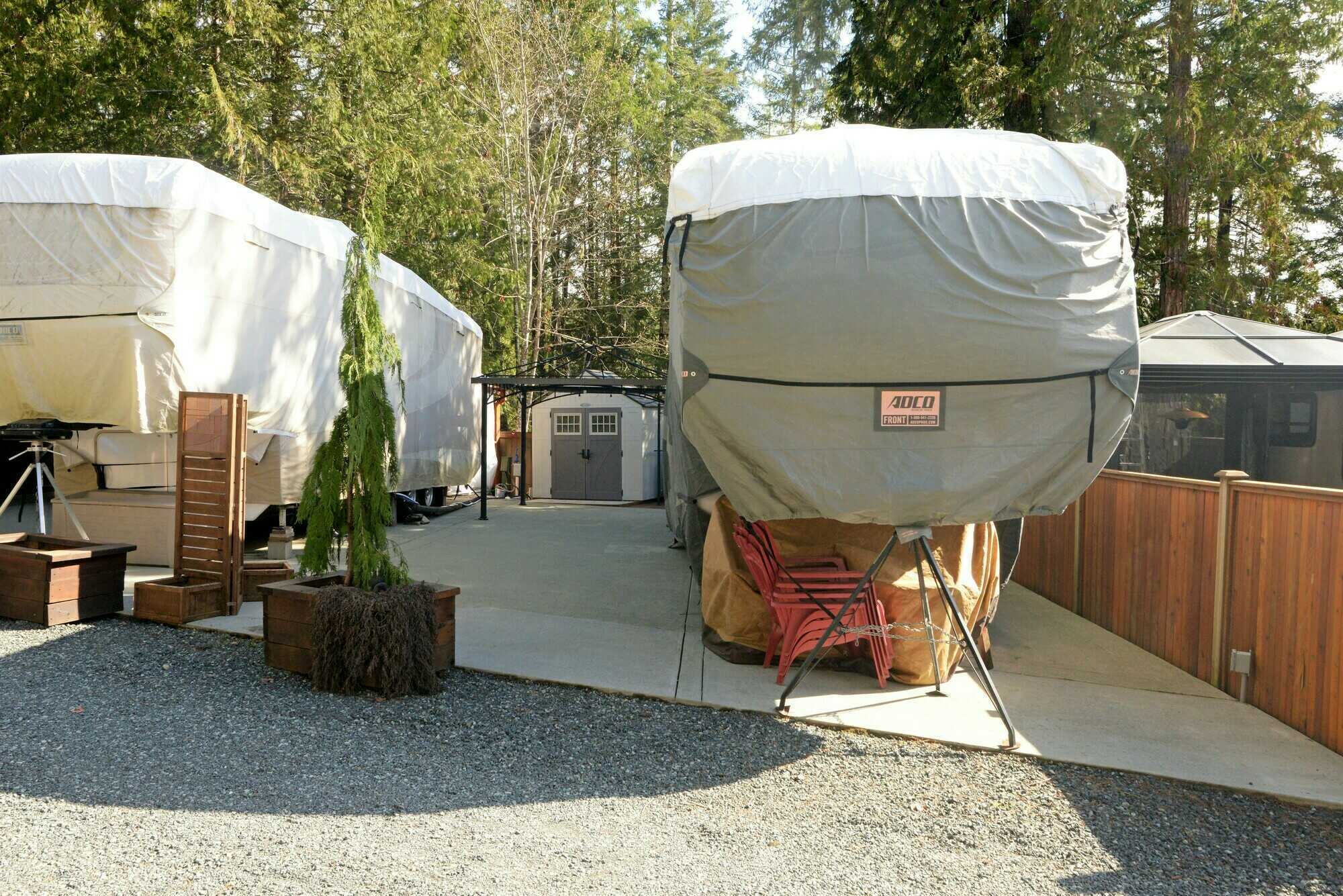 Just Listed ! NEWLY PRICED ! PRICED TO SELL ! MOTIVATED SELLER ! Realtors welcome ! Westcoast living at its very finest ! This stunning Sproat Lake RV 26x44 Strata lot on the lakefront awaits! 4