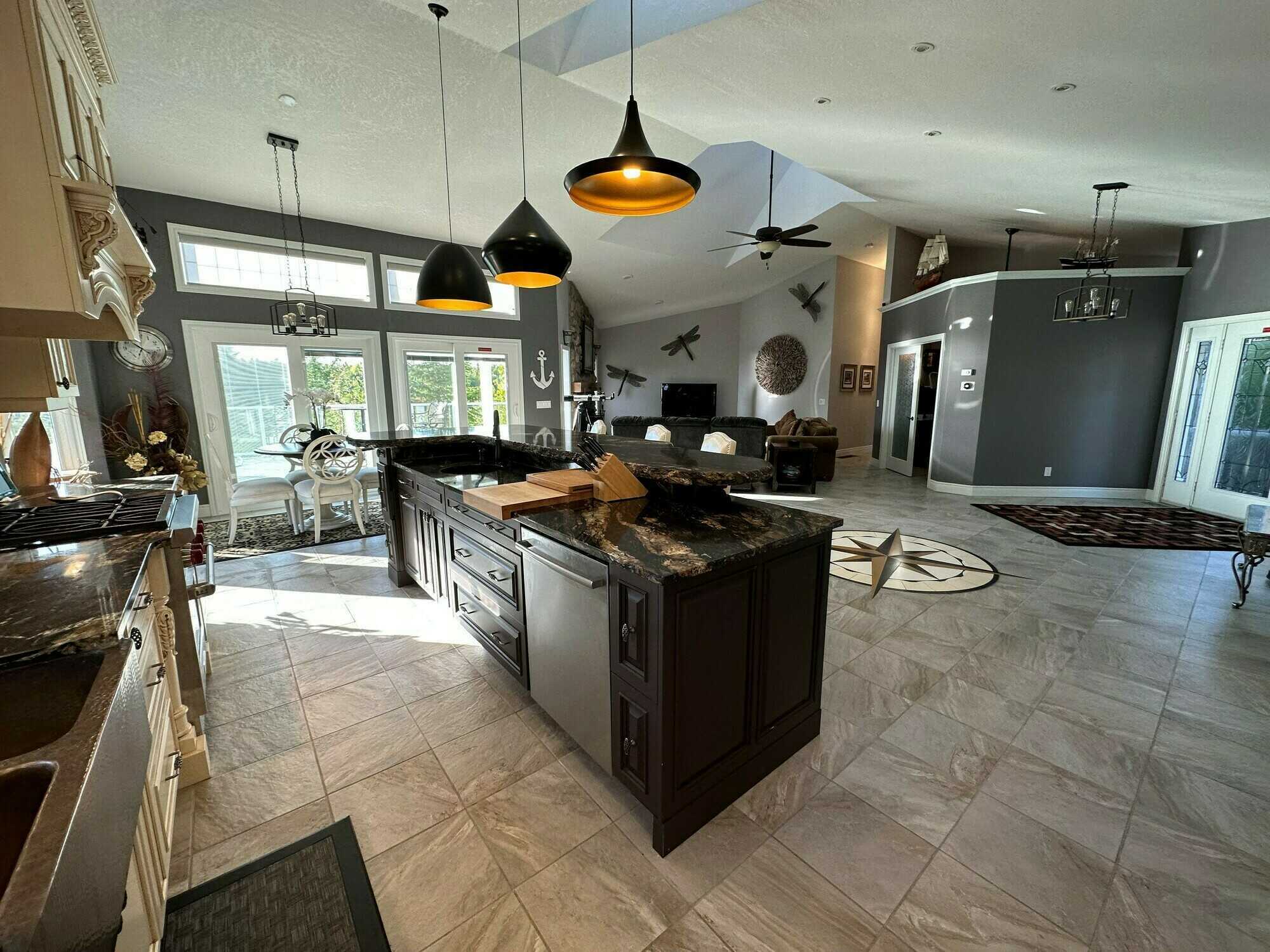 Waterfront Haven on Lake Huron: Your Perfect Getaway 4