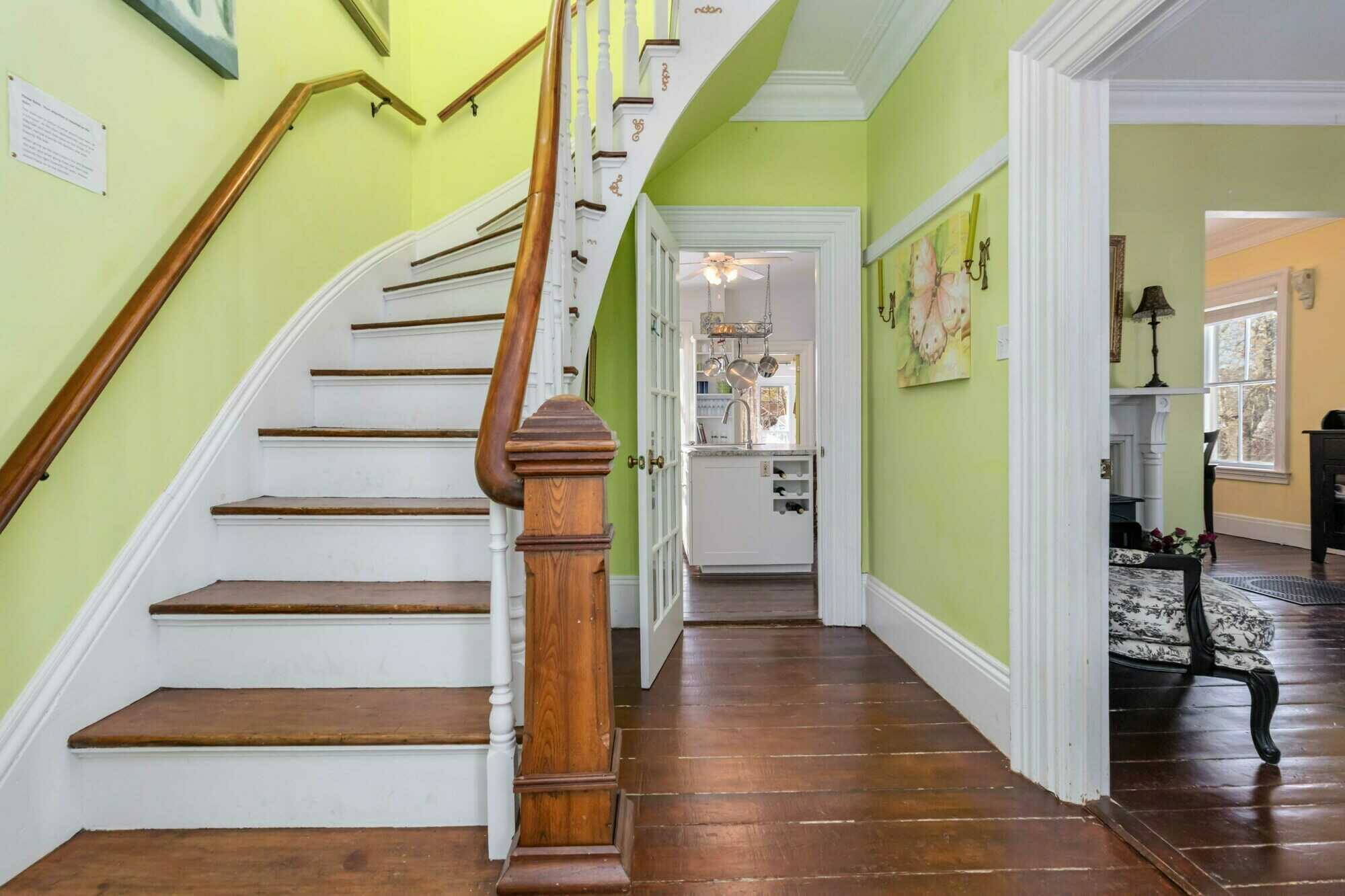Walkable In-Town Lunenburg | Renovated Kitchen | 3 Bedrooms | Near School, Coffee & Golf 4