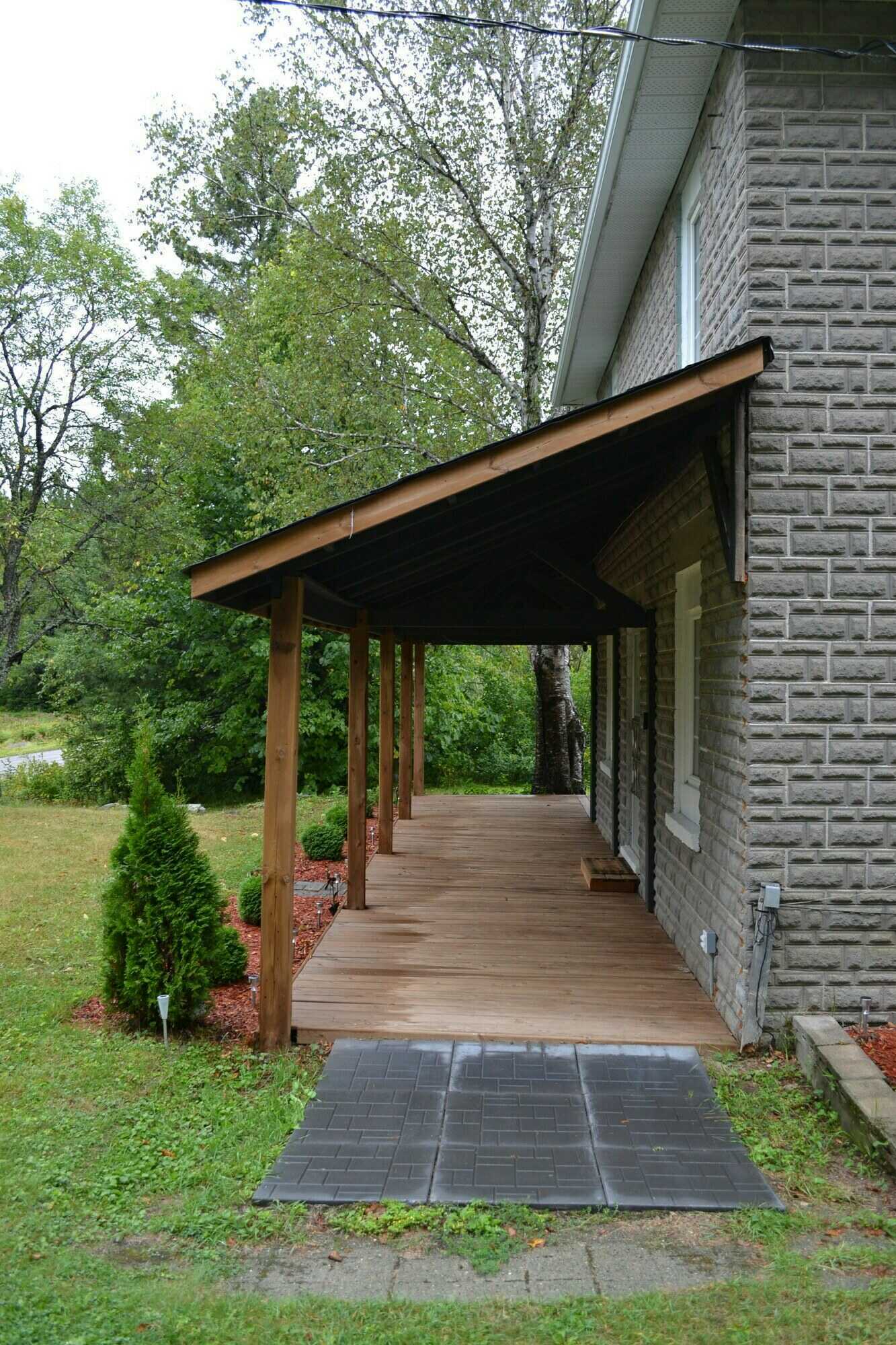 Welcome to a slice of country heaven. 2