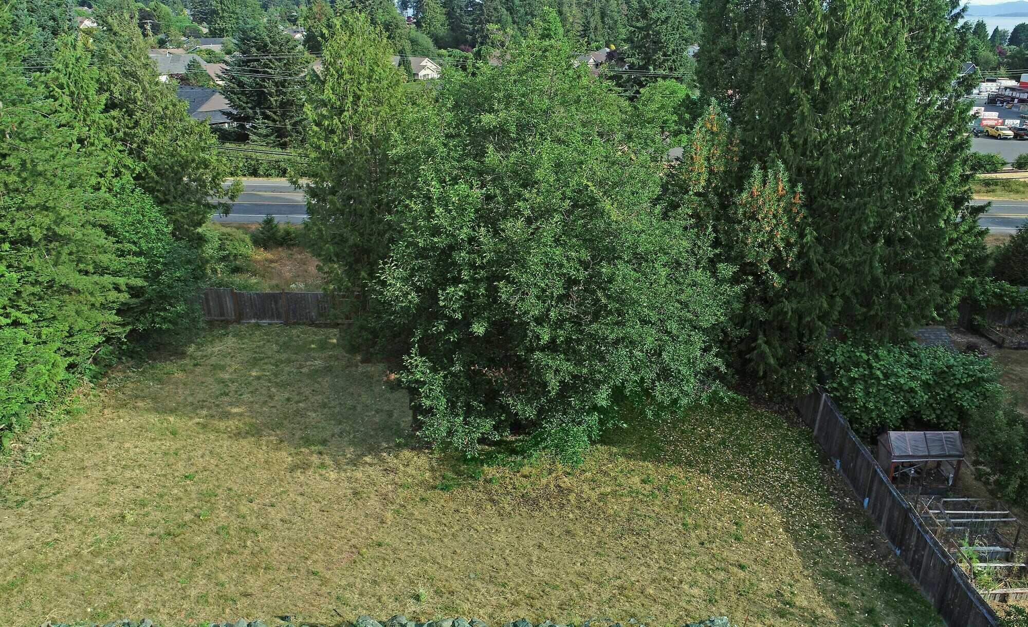 Just Listed ! Yours to discover ! A lovely 21 Acre lot in the highly desirable area of French Creek. 5