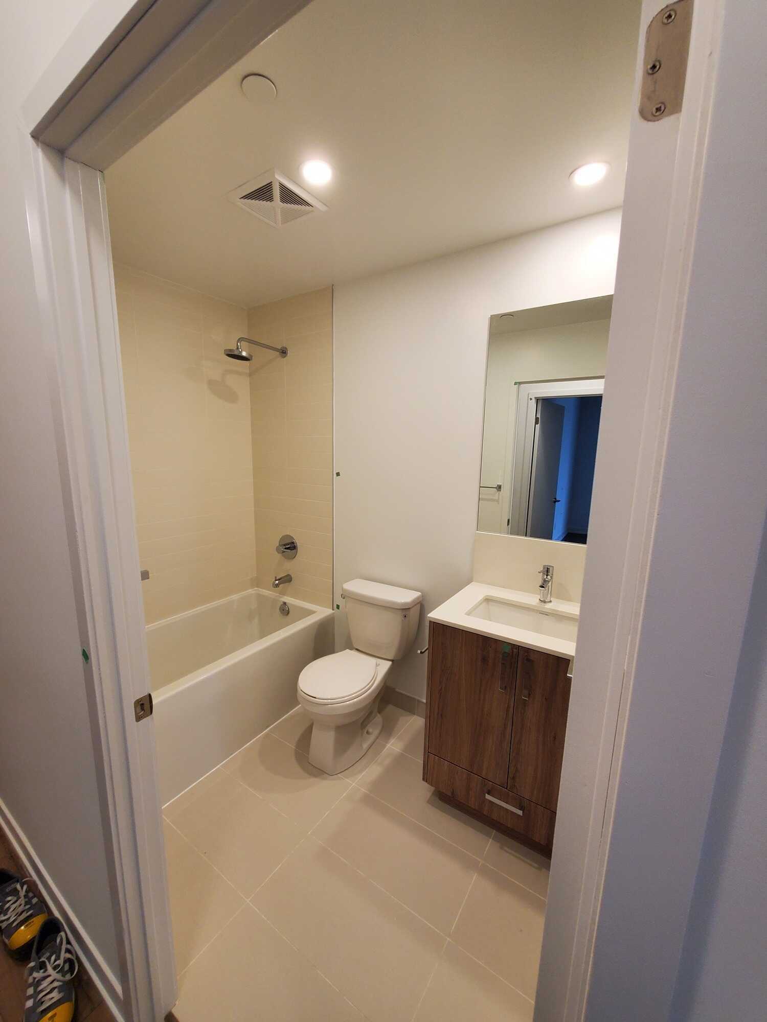 2 Bed 2 Bath Condo in Excellent Condition 4