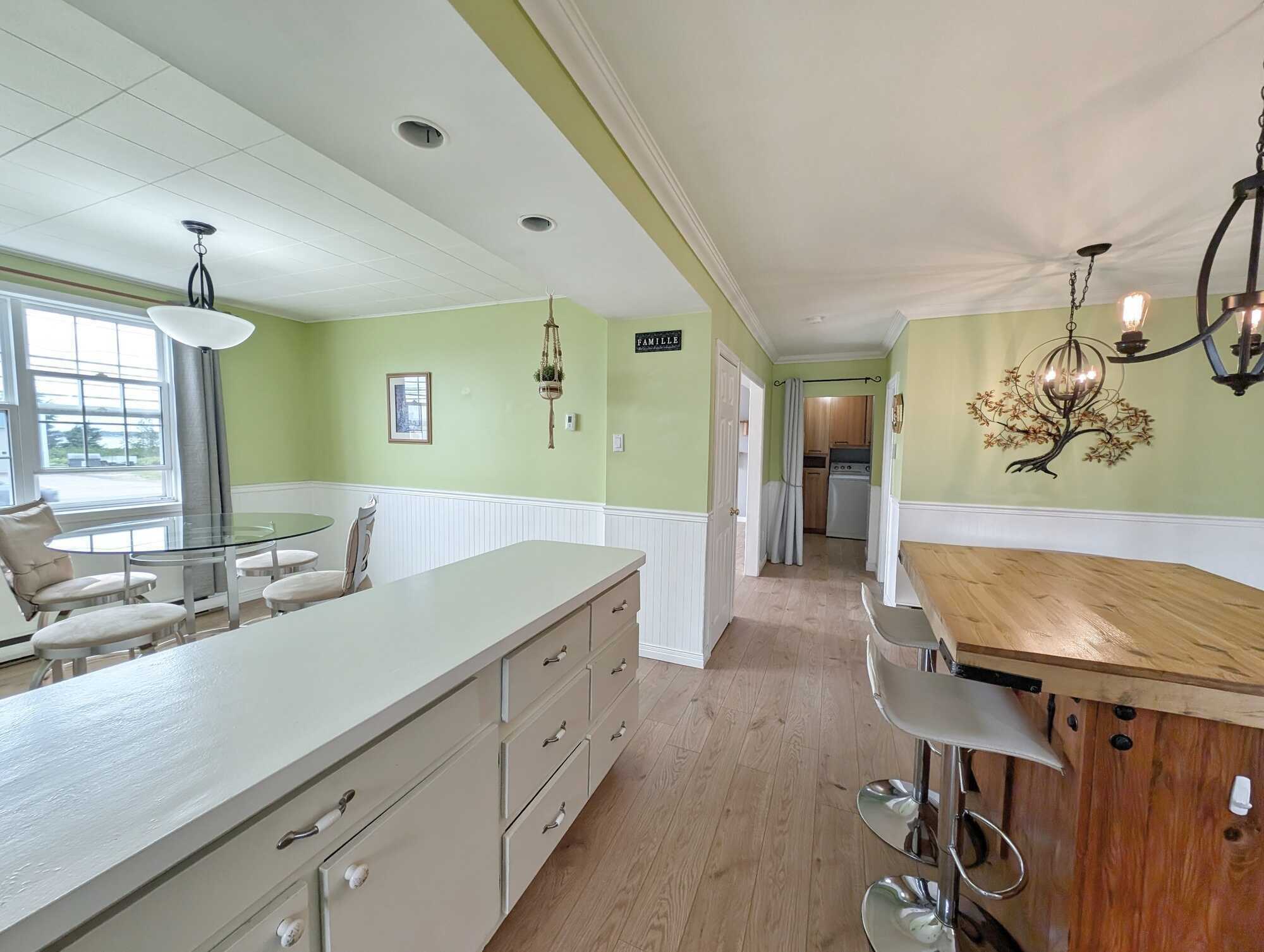 Maison multifamilial ou Triplex à vendre Lamèque // Multi-family house or Triplex for sale Lamèque 3