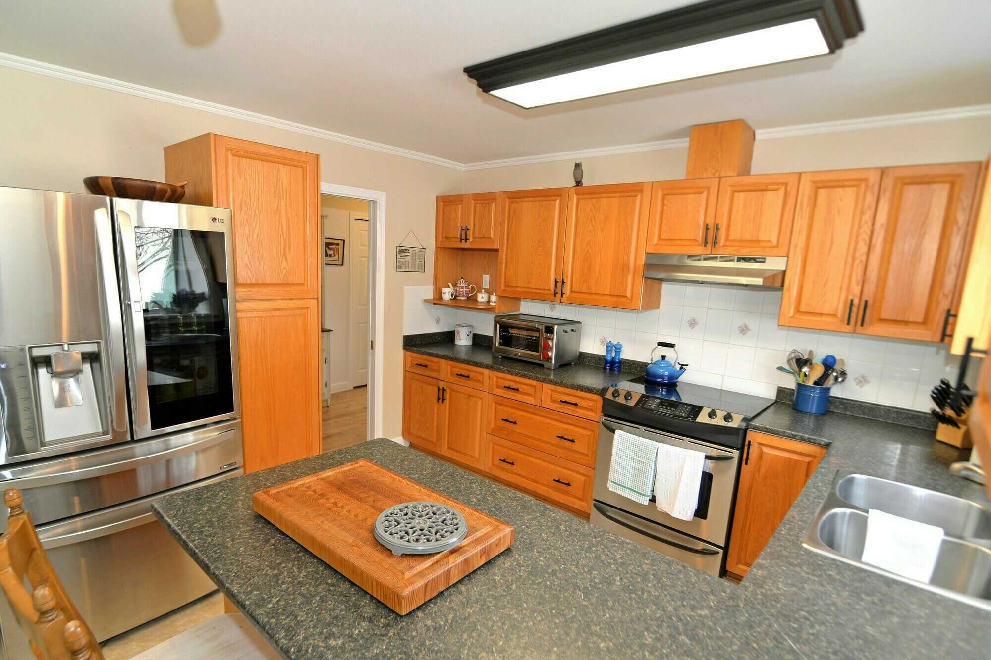 Just Listed! Located in beautiful Qualicum Beach in the highly desirable 55+ community and much sought-after Eaglecrest area within the Oceanside subdivision, this stunning 1488 sq ft 2 bedroom 2 bathroom Rancher awaits ! 2