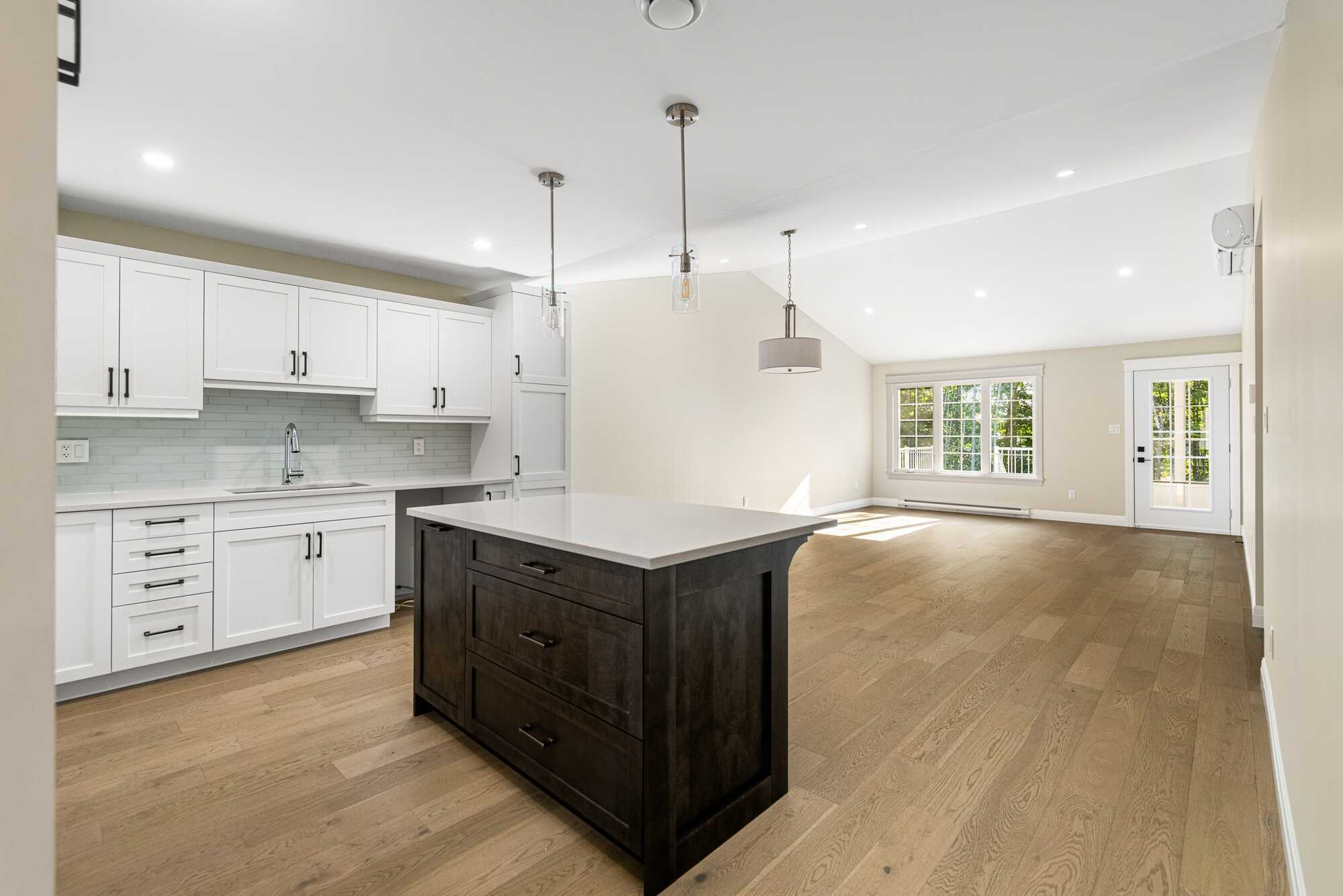 Welcome to The Village at Jonathan Park!! ***Center unit, brand new...just finished*** 4