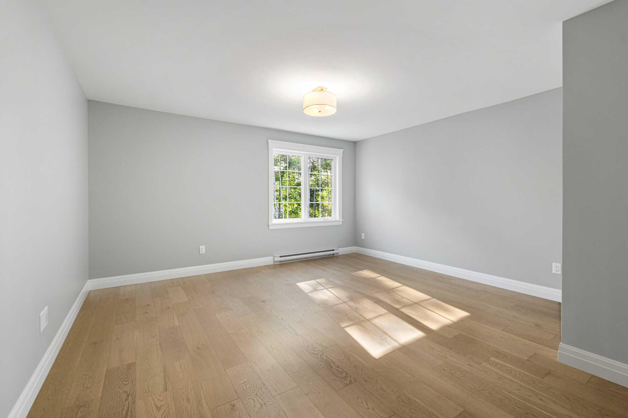 Welcome to The Village at Jonathan Park!!  ***Center Unit*** 5